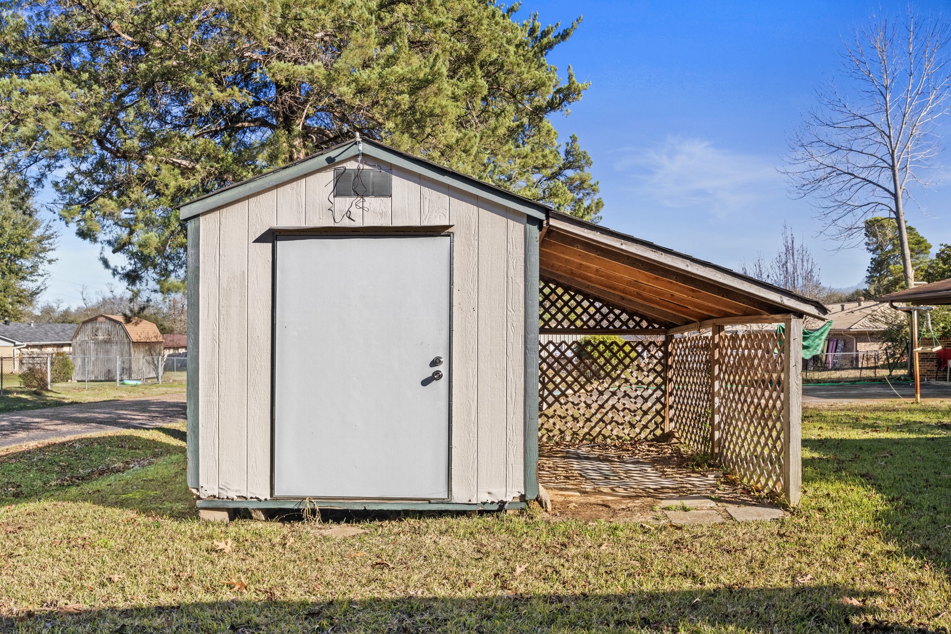 407 Hickory
