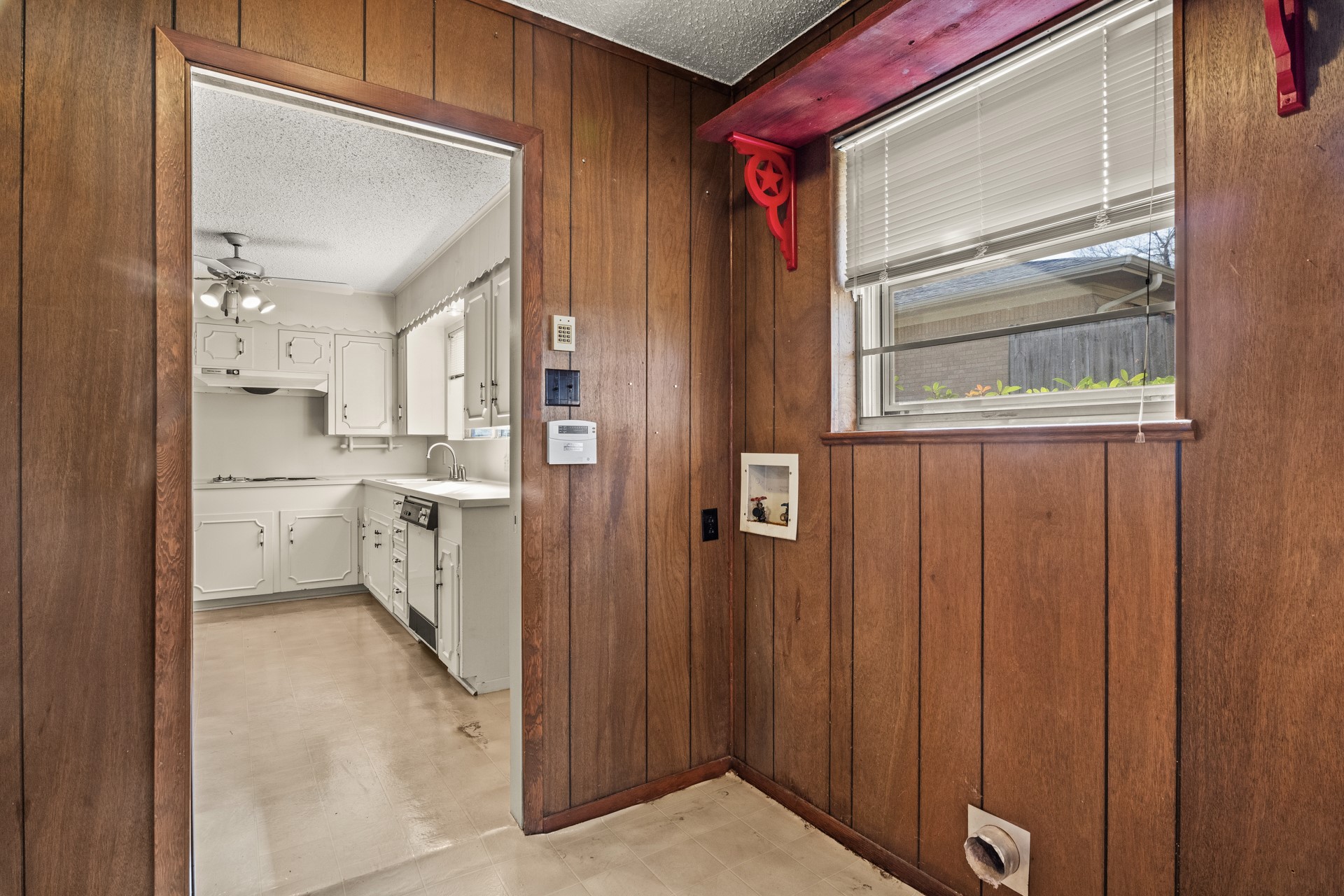 407 Hickory