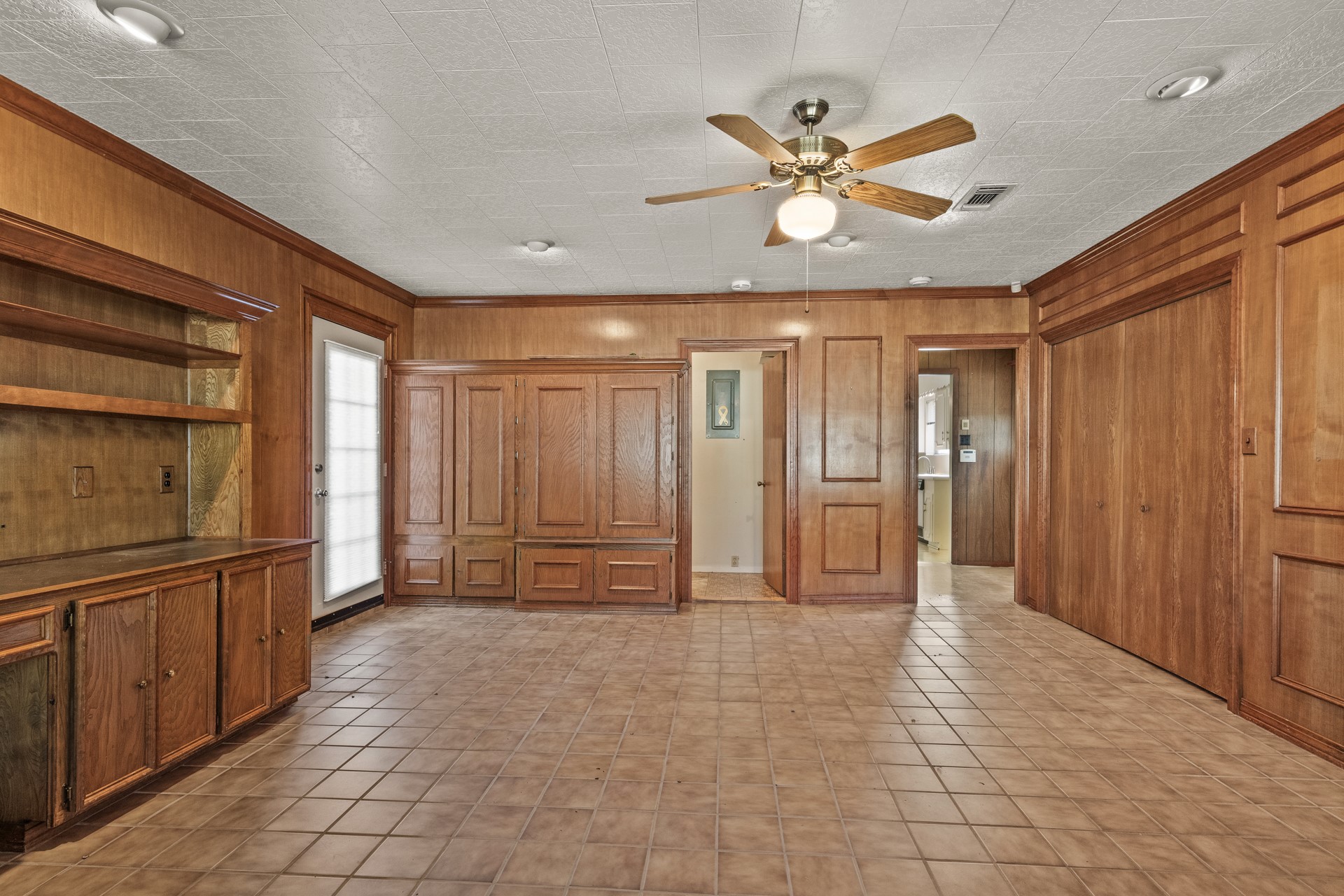 407 Hickory