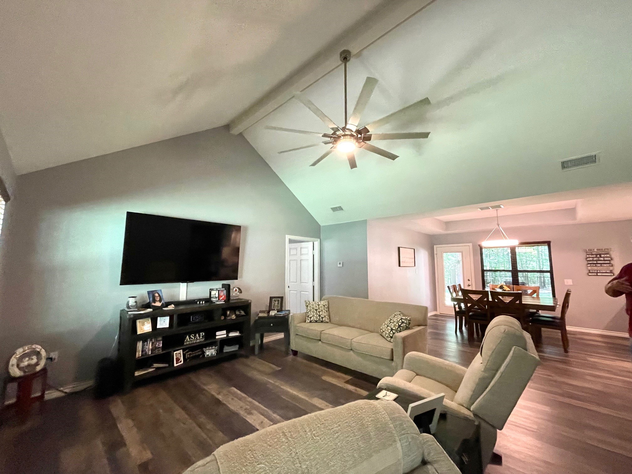 398 King Club Court
