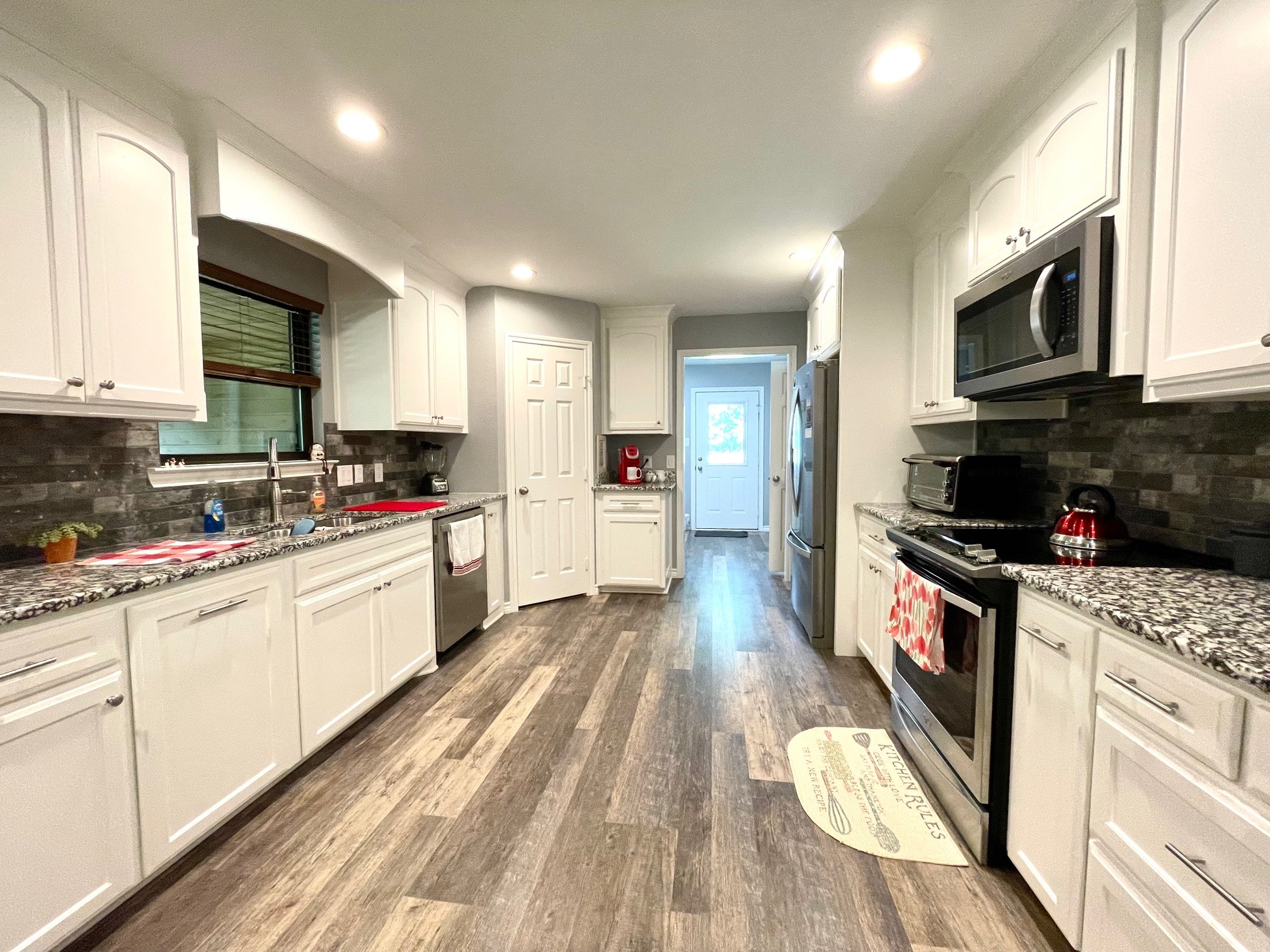 398 King Club Court