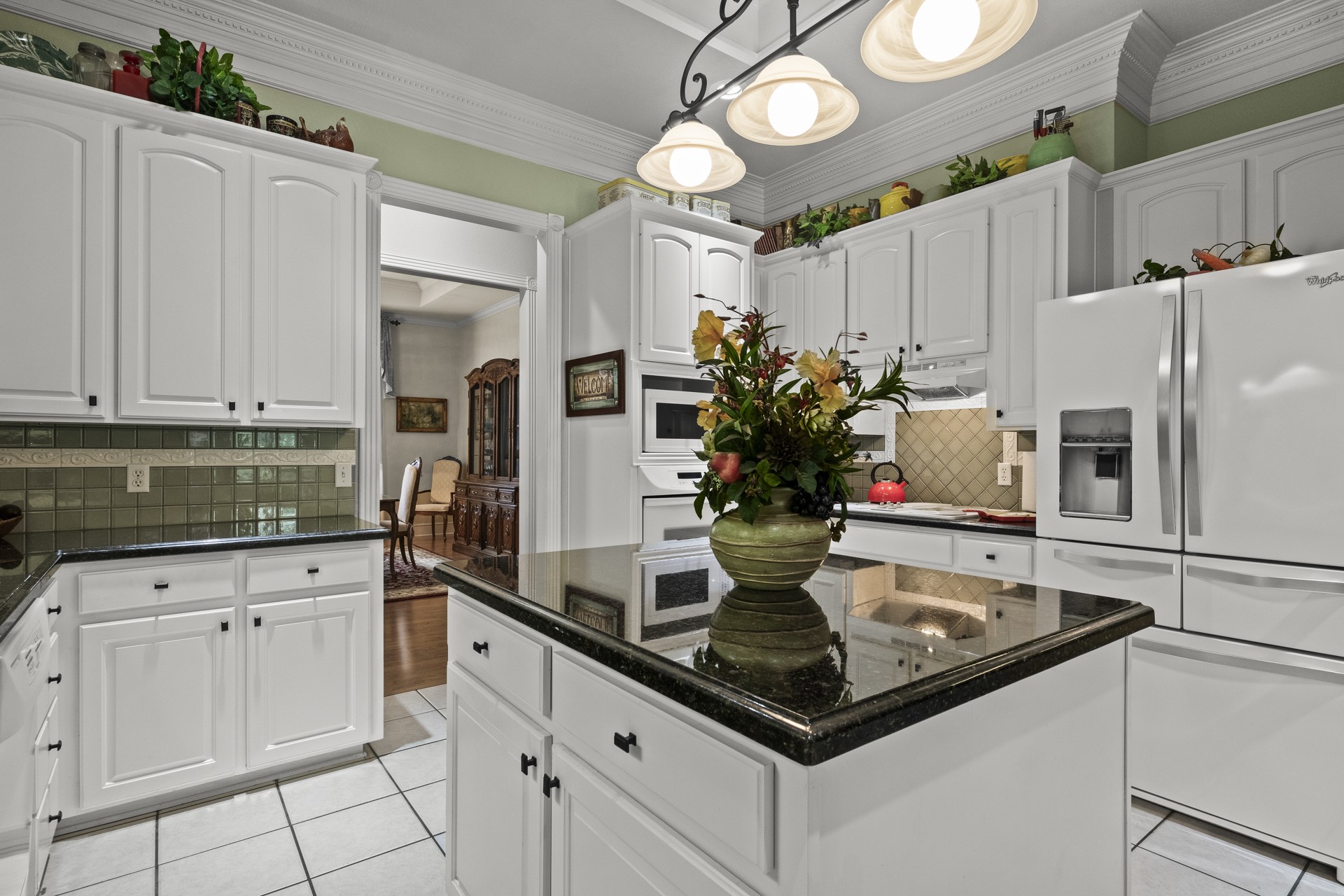 903 Deer Trail Ln
