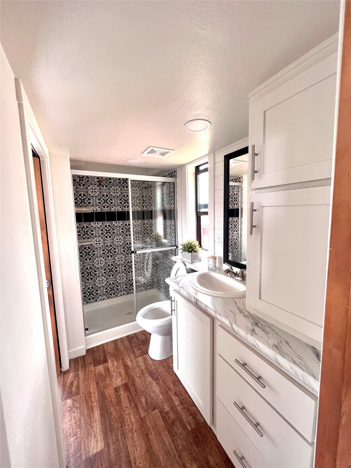 3235 County Rd 3365