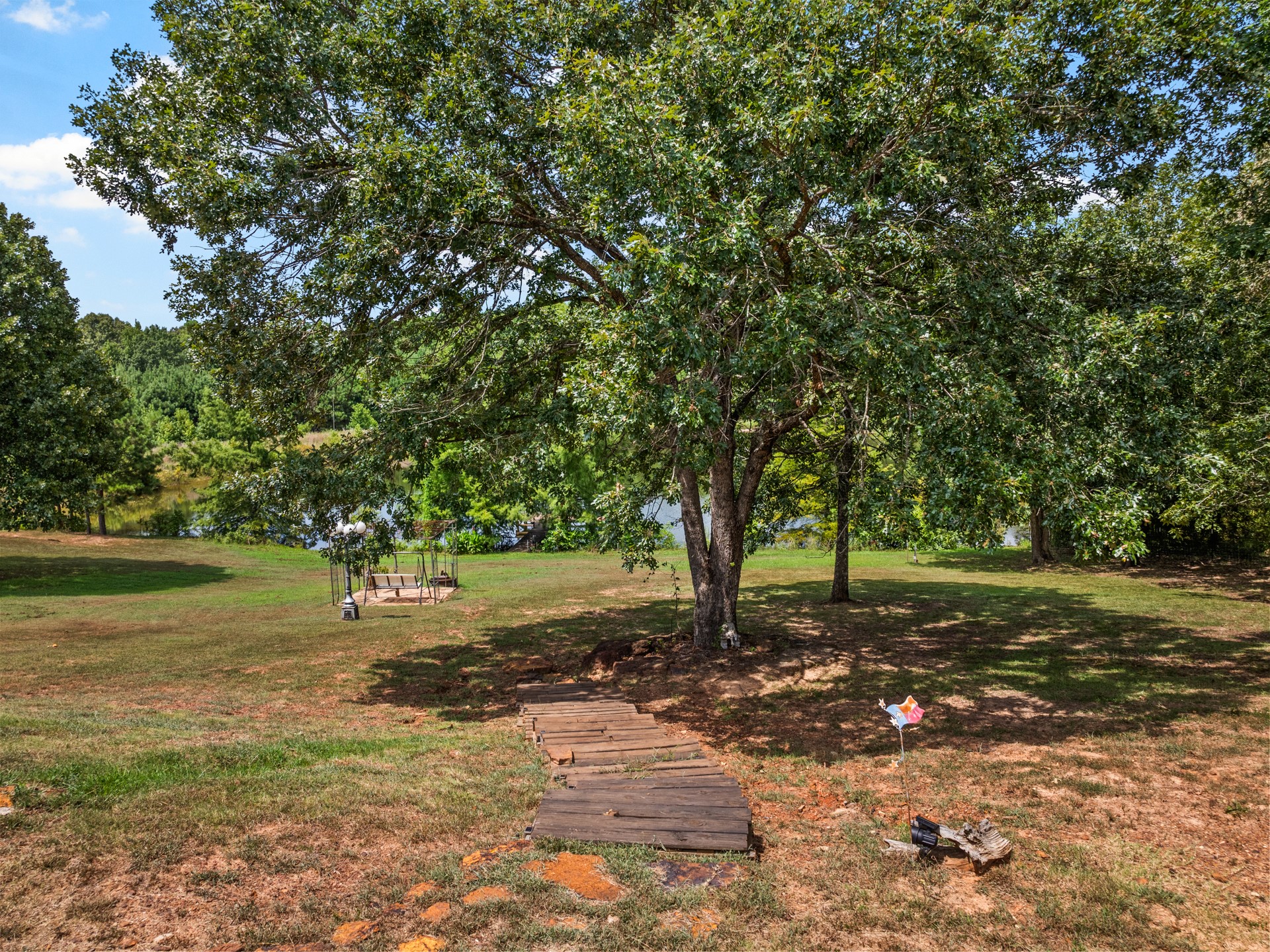 140 COUNTY ROAD 2242