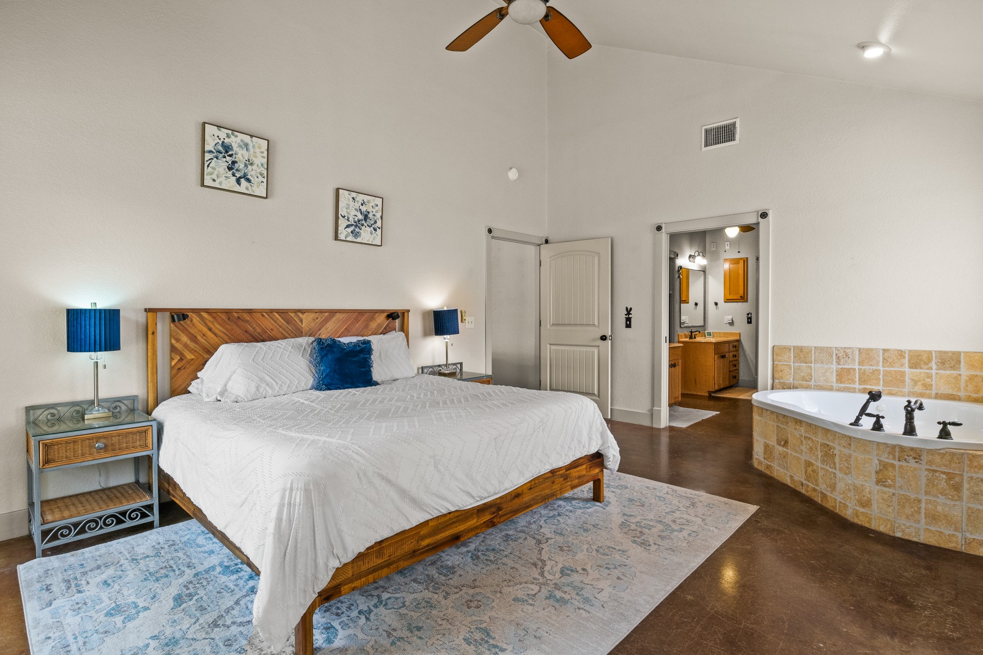 140 COUNTY ROAD 2242