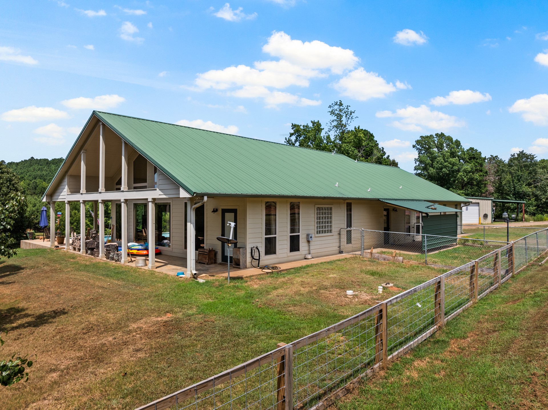 140 COUNTY ROAD 2242