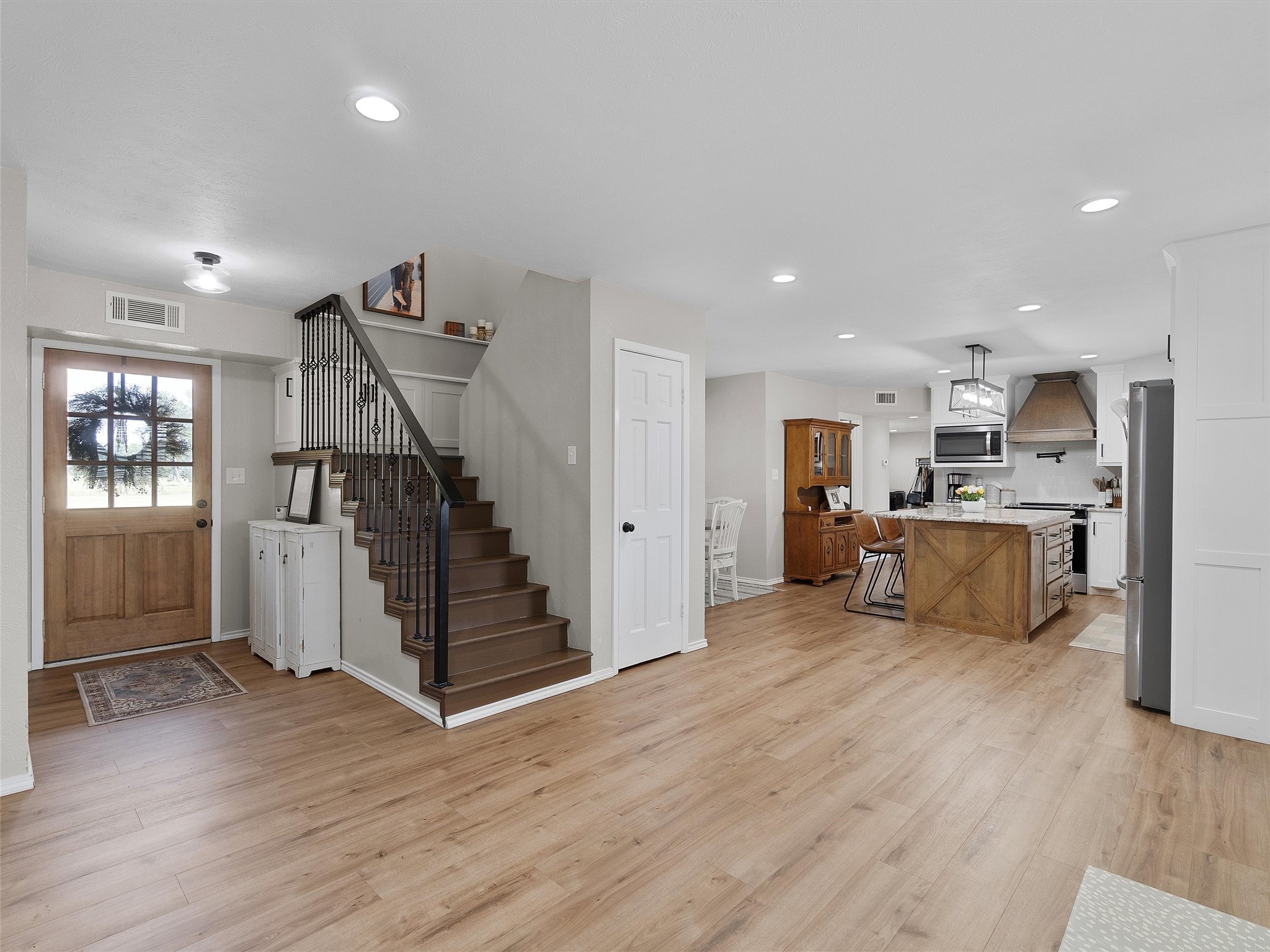 396 County Rd 4104