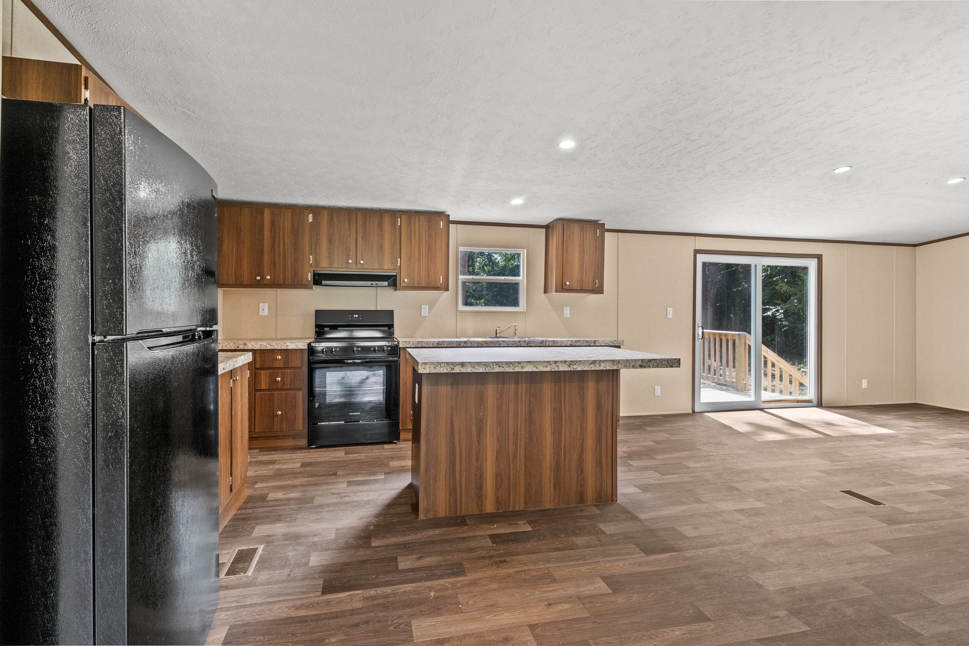 251 County Road 2603