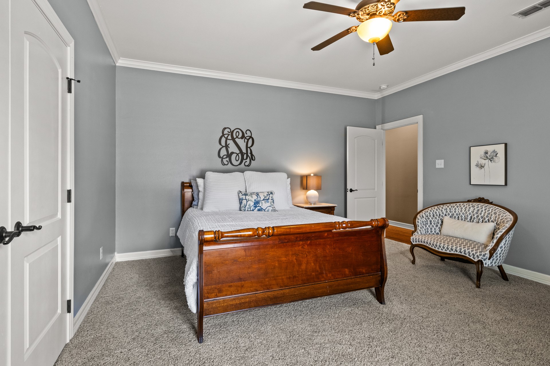 204 Private Road 54166