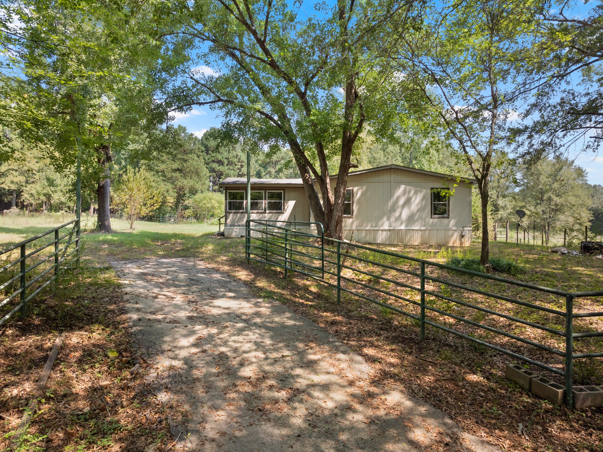 3926 Pignut Road