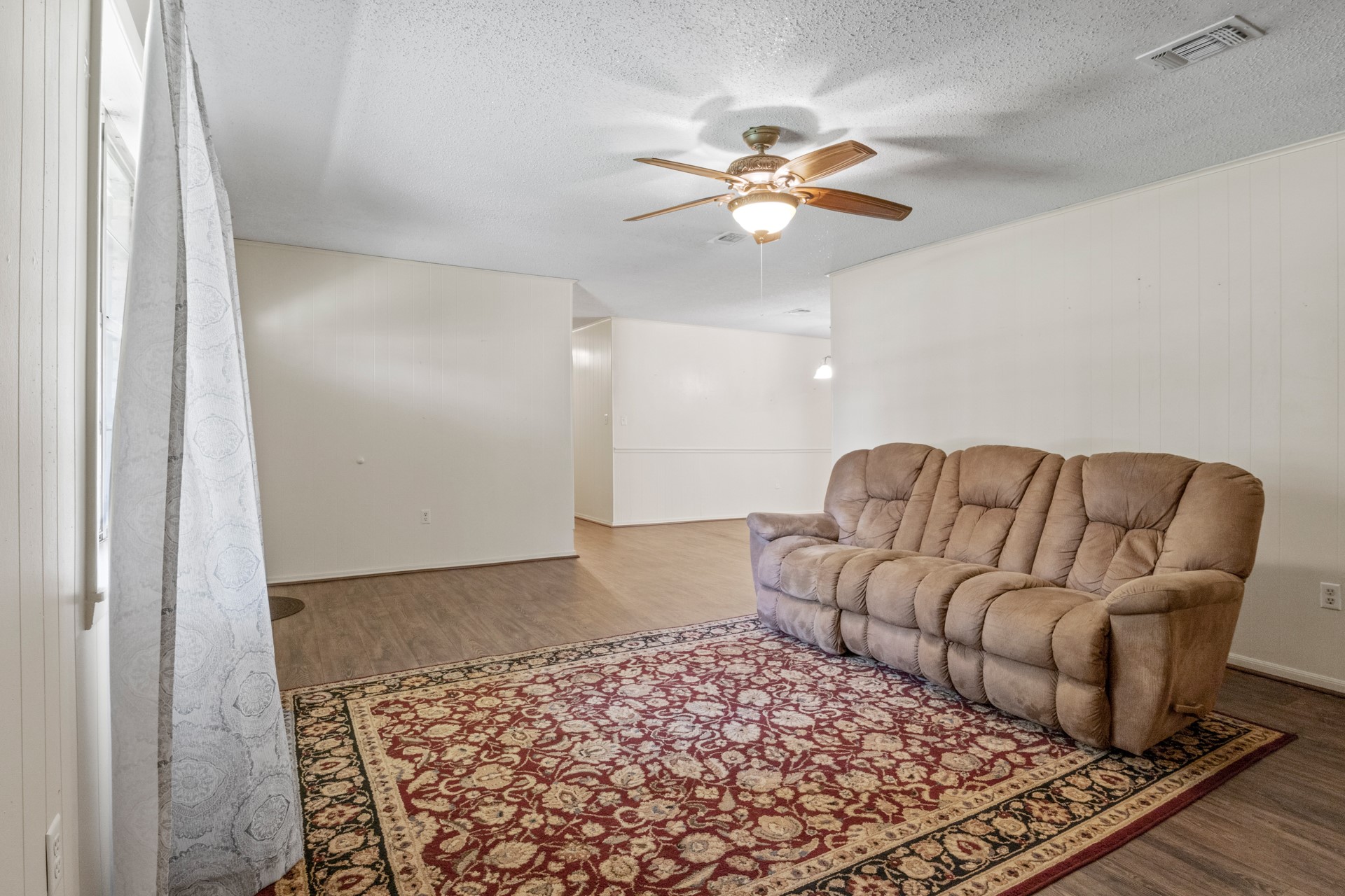 91 County Road 2108