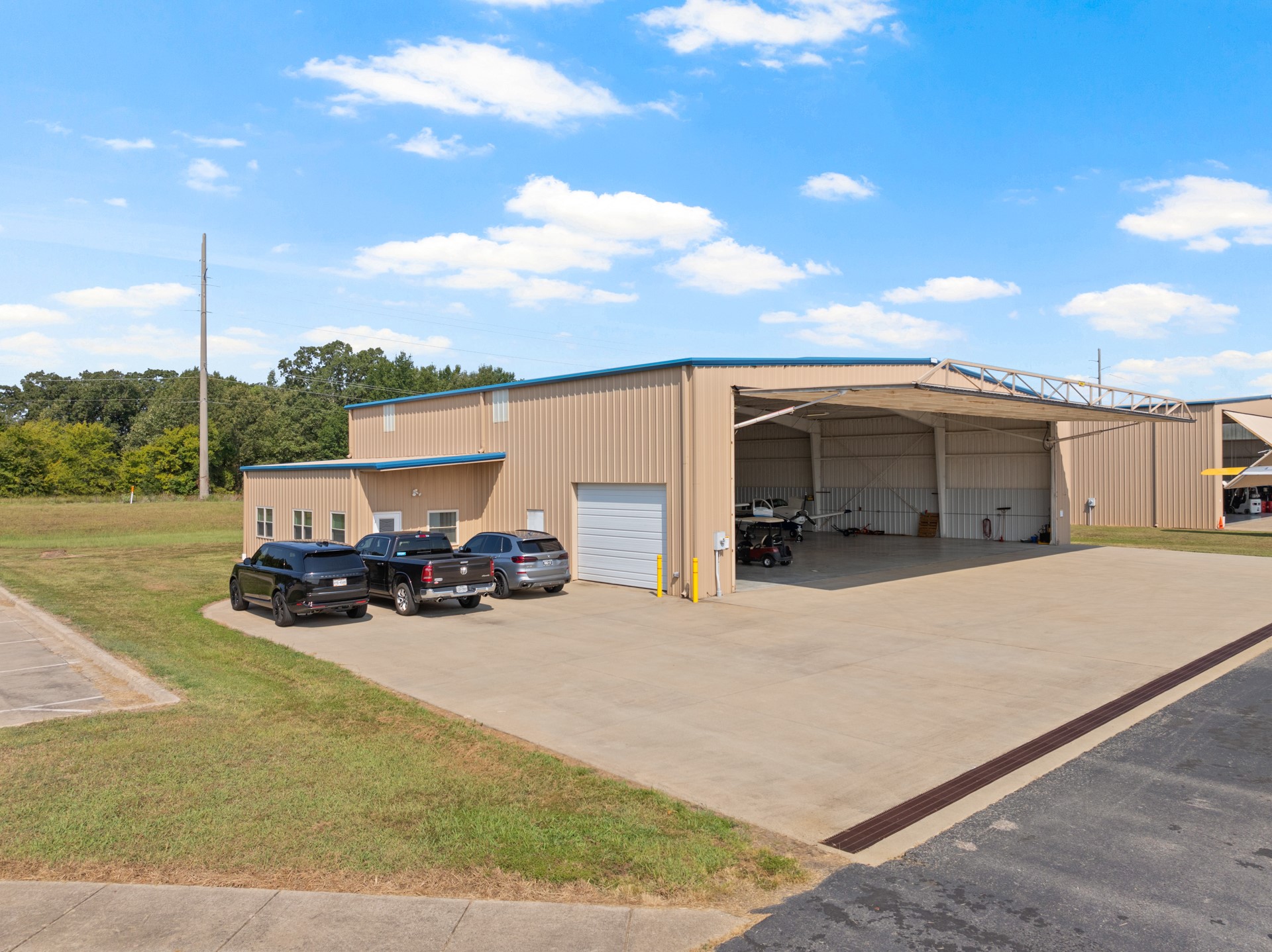 Hangar 601 Mike Hall Parkway Hangar 601