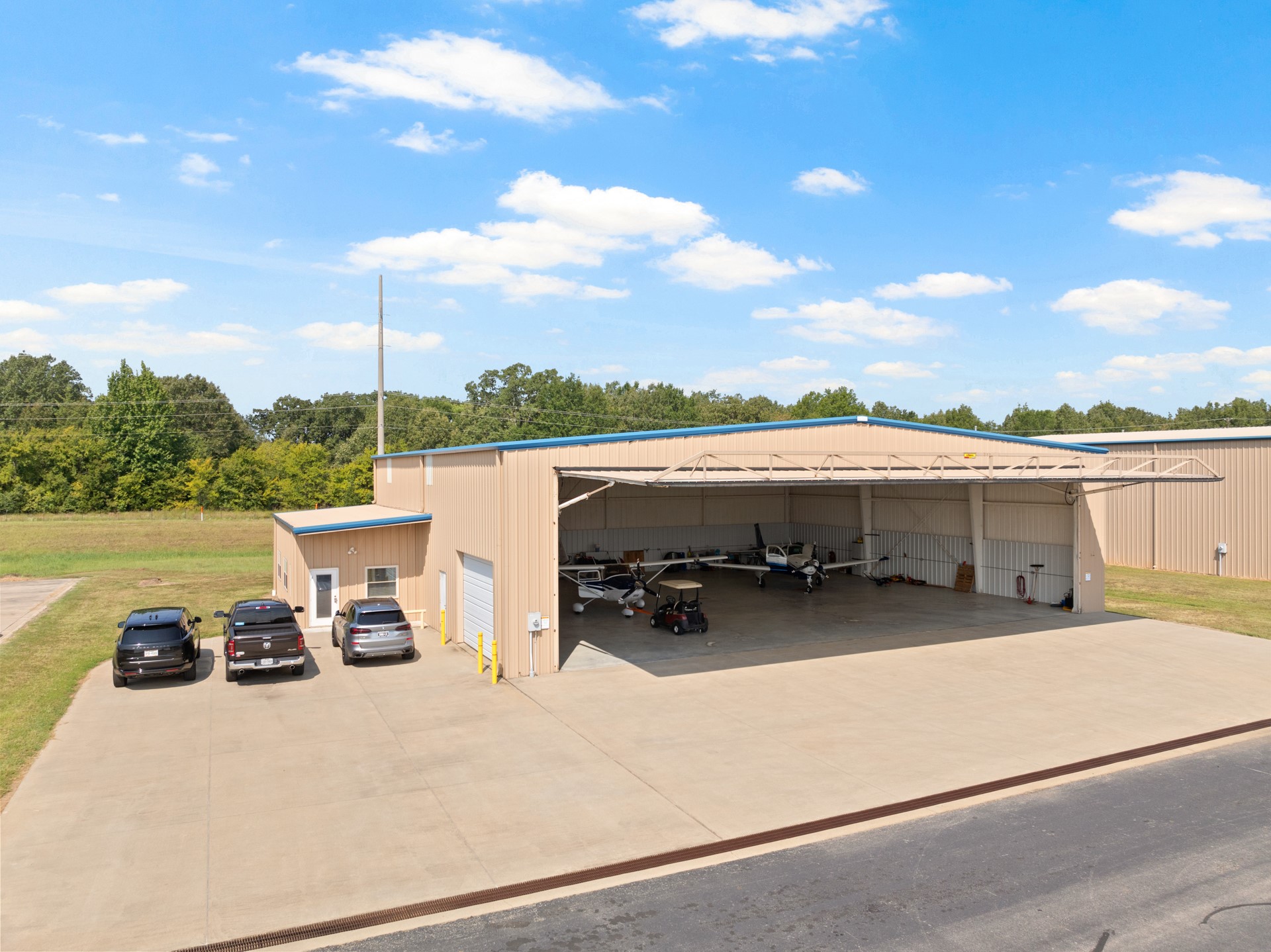 Hangar 601 Mike Hall Parkway Hangar 601