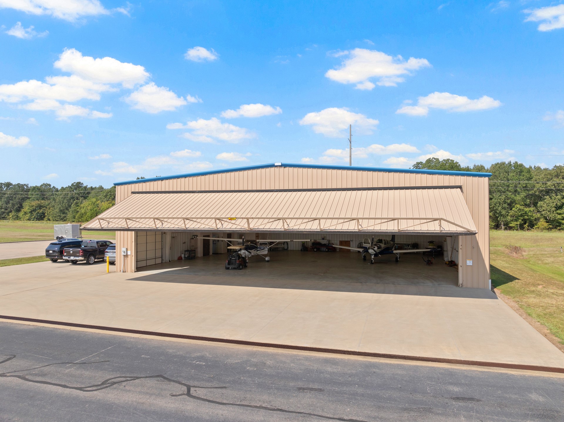 Hangar 601 Mike Hall Parkway Hangar 601