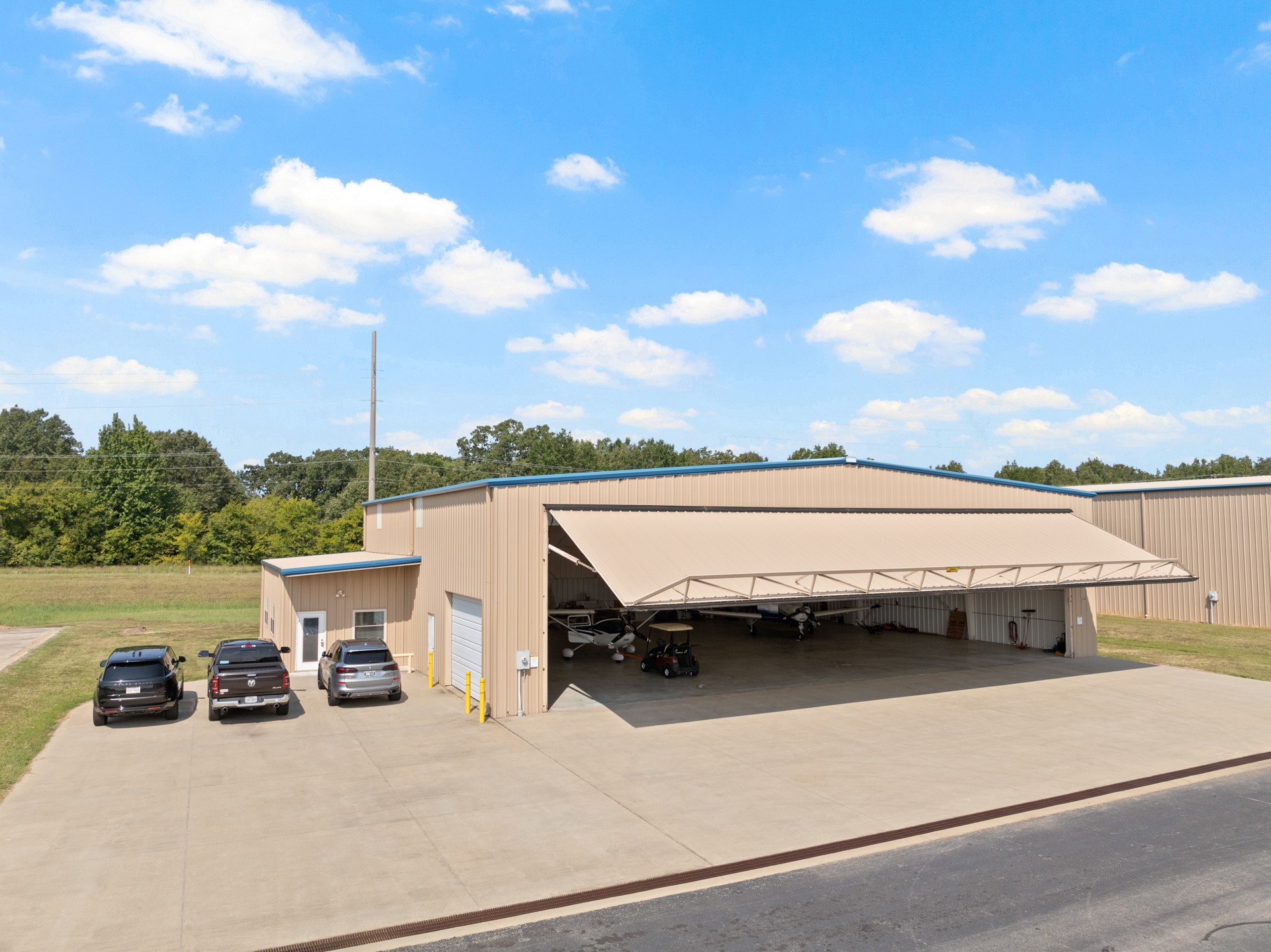 Hangar 601 Mike Hall Parkway Hangar 601