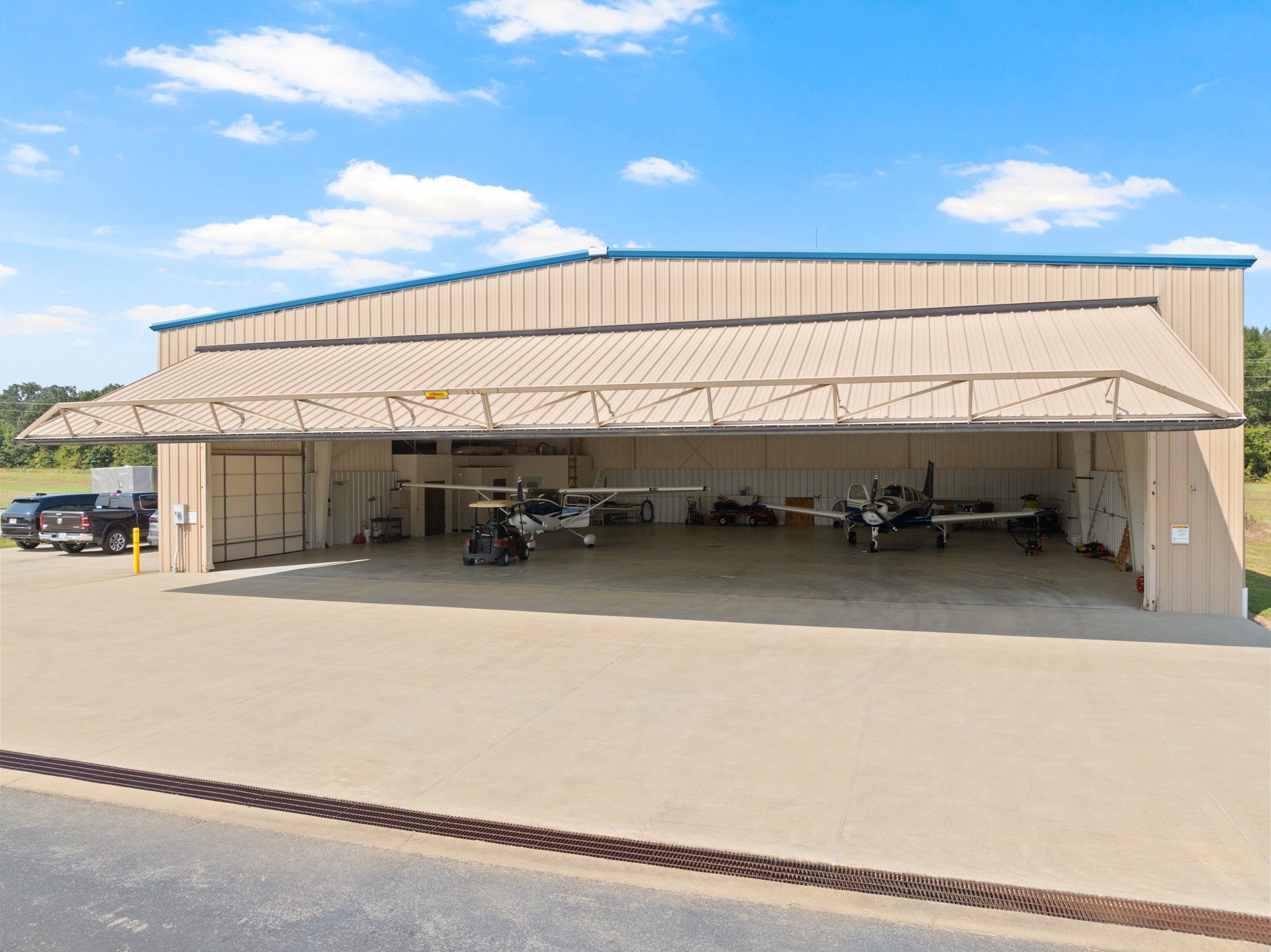 Hangar 601 Mike Hall Parkway Hangar 601