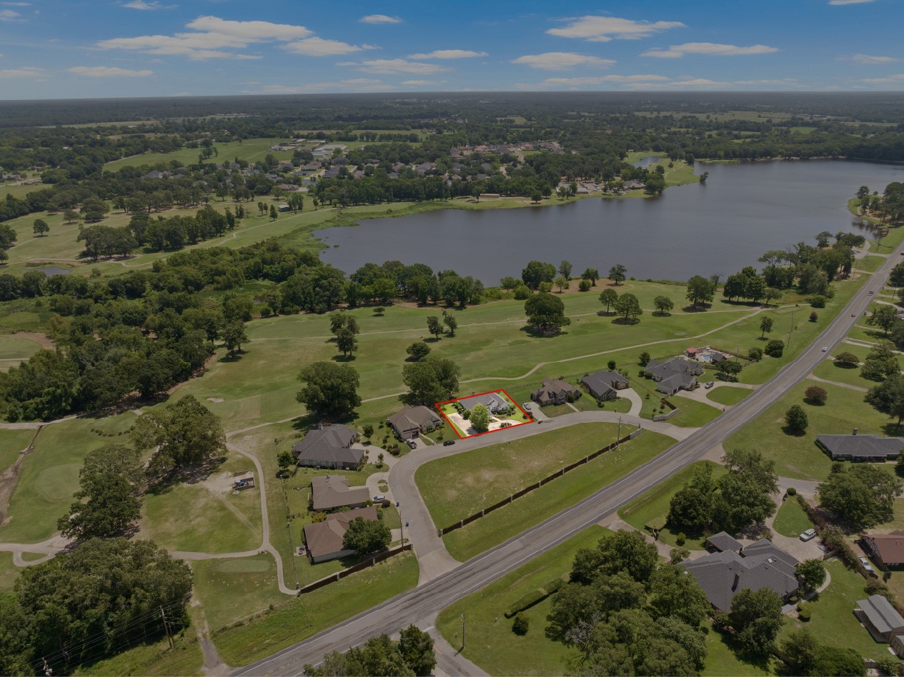 108 Links Drive