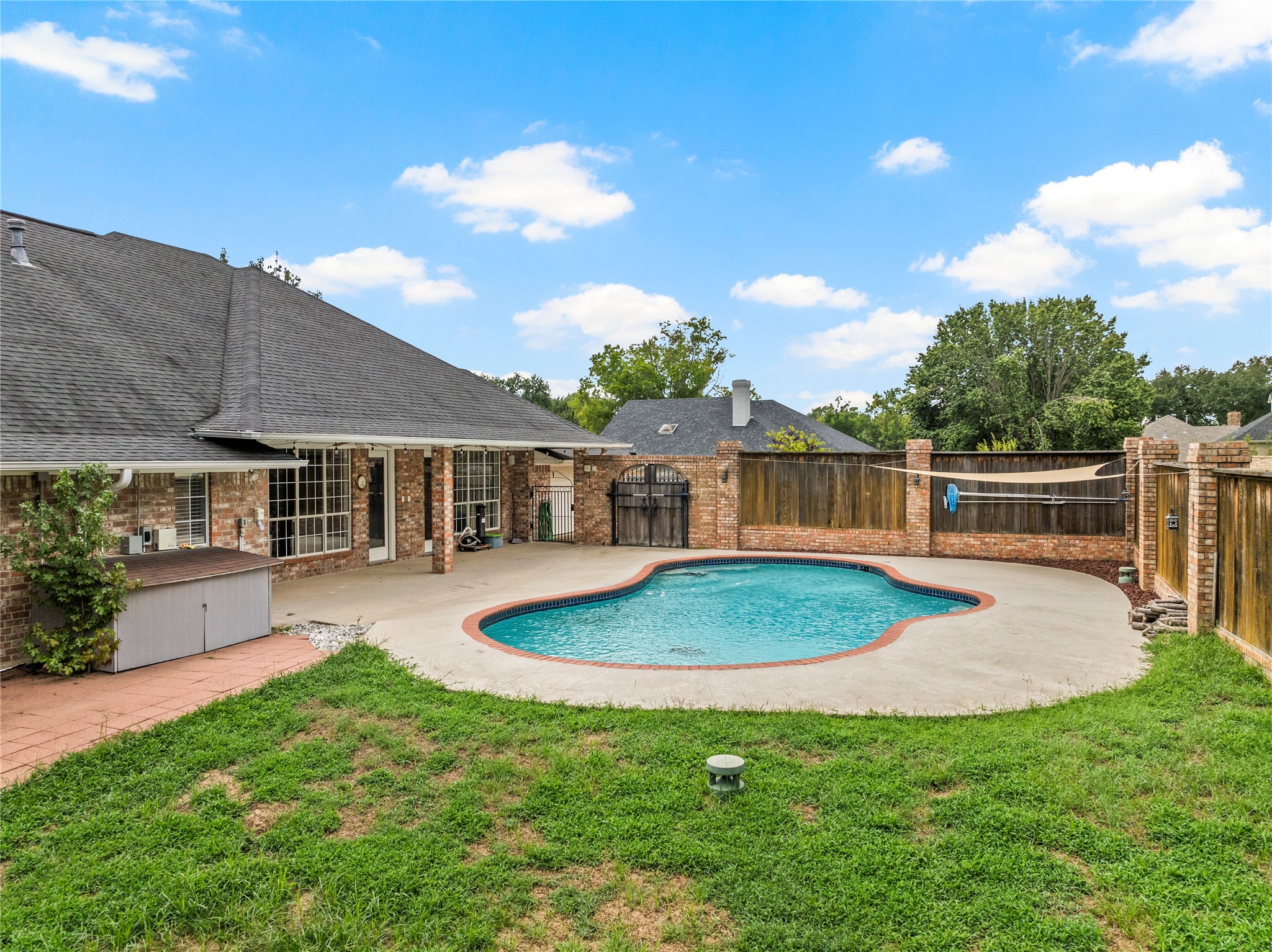 100 Turnberry Circle