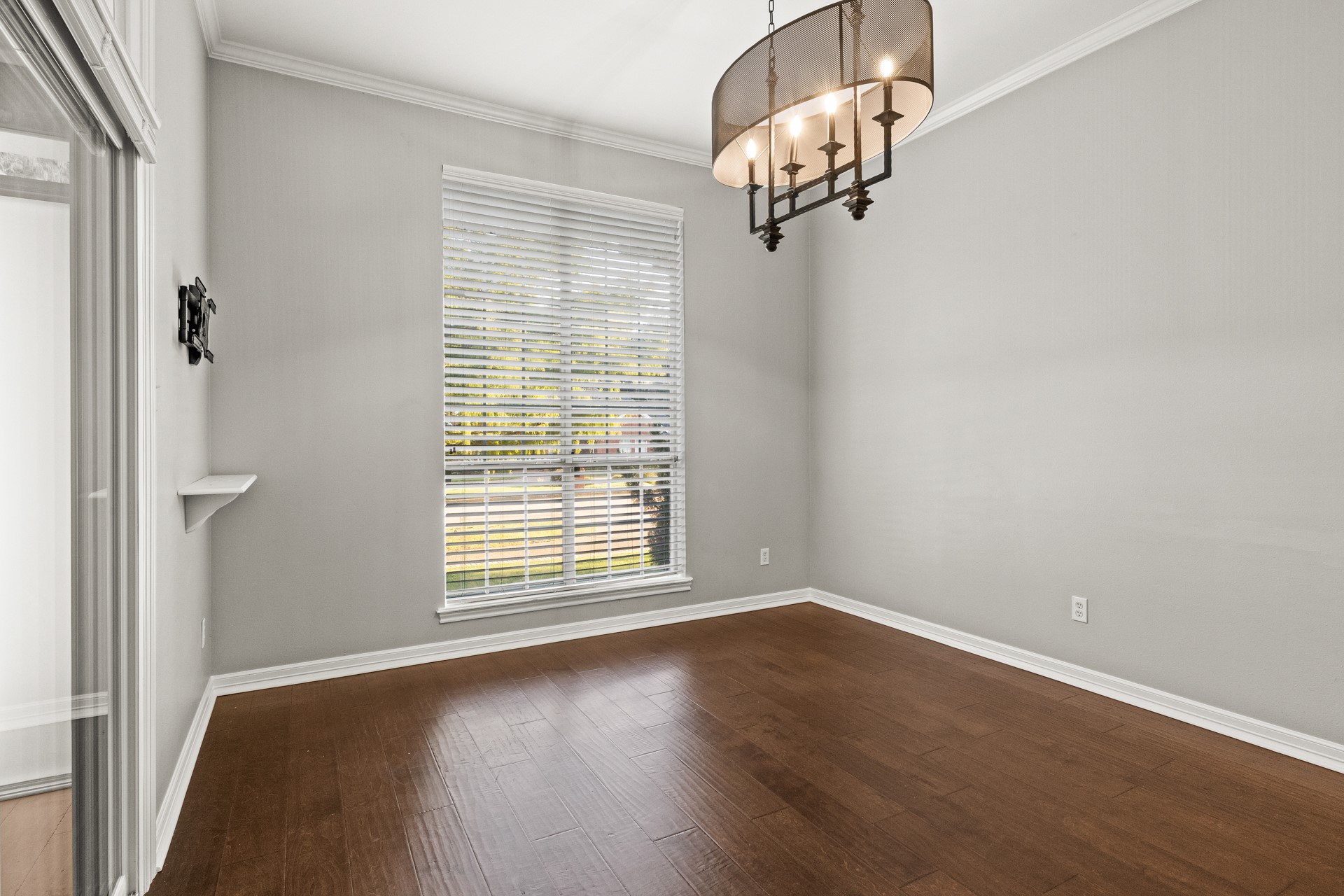 100 Turnberry Circle