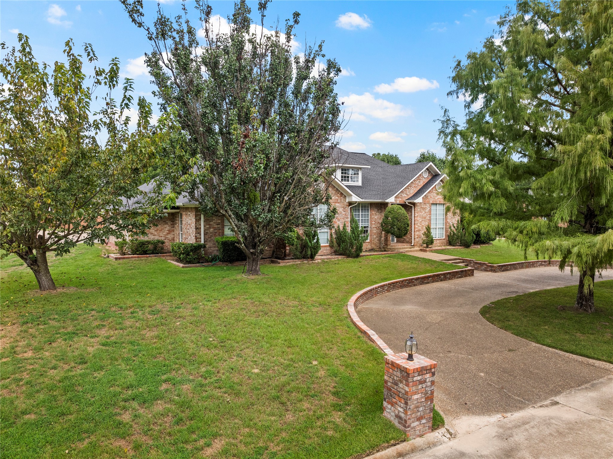100 Turnberry Circle
