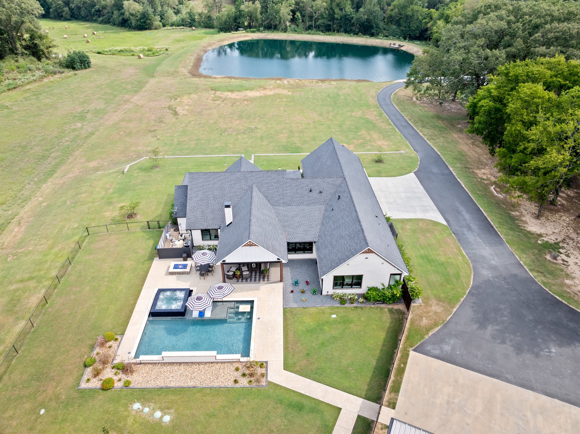 8091 Hwy 37