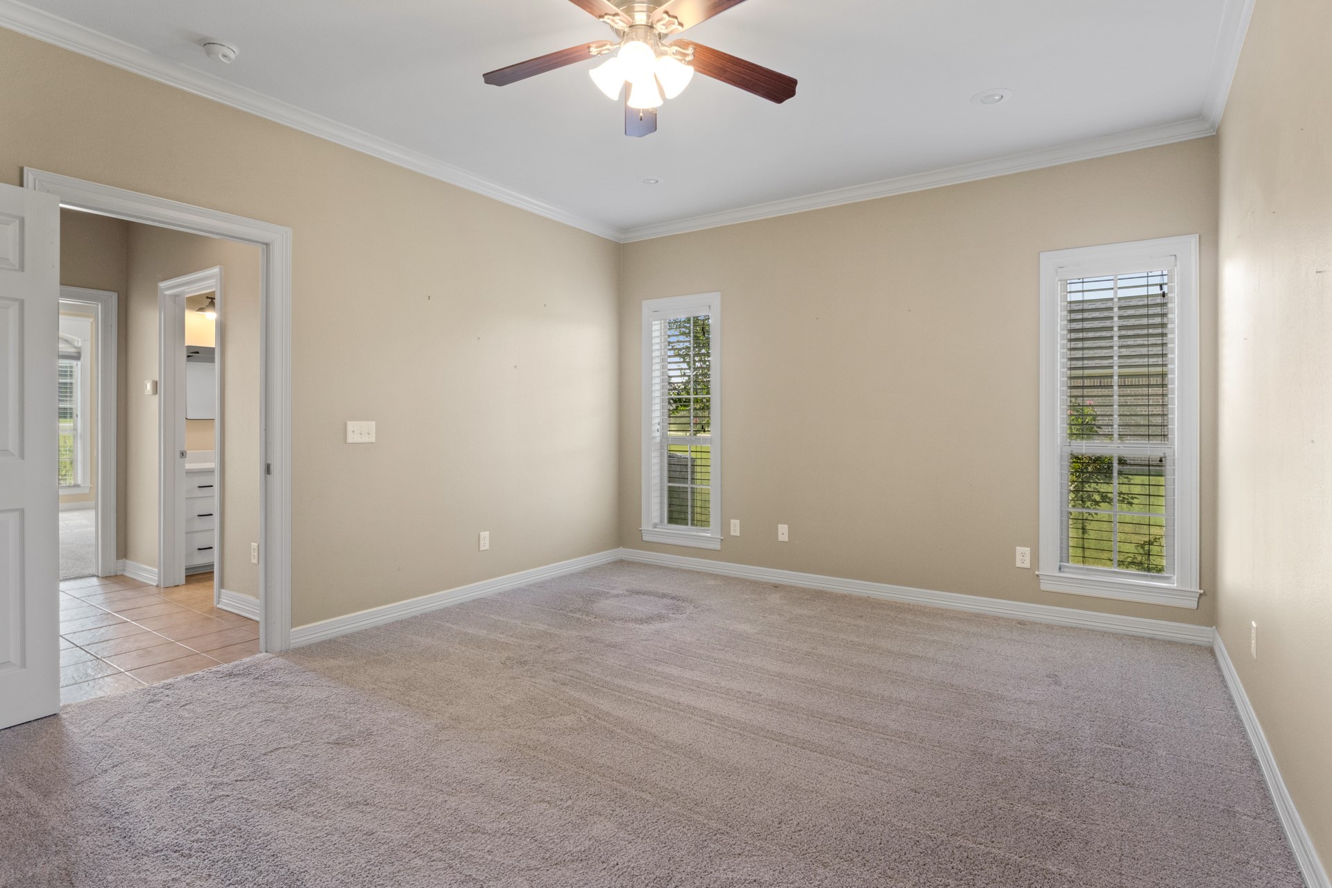 299 Private Road 54166