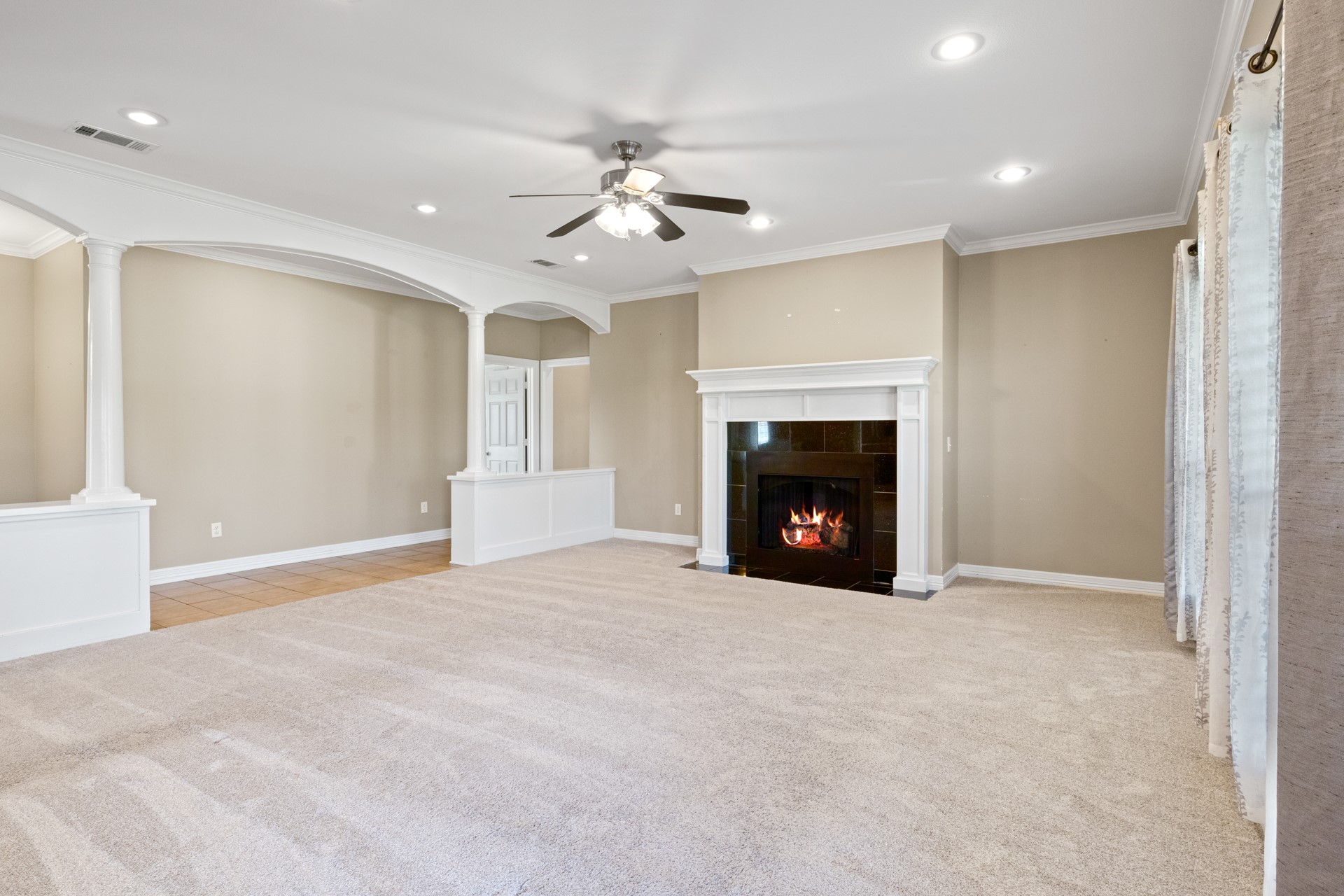 299 Private Road 54166