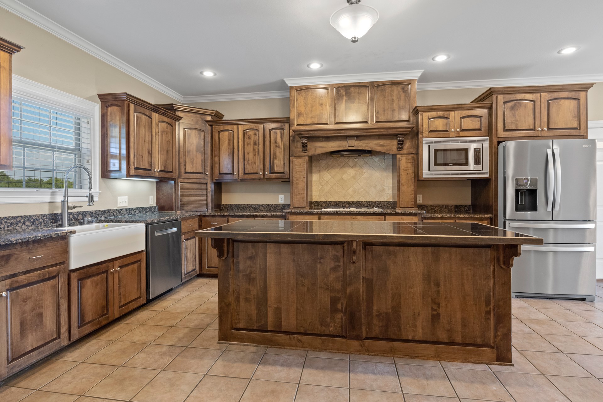 299 Private Road 54166