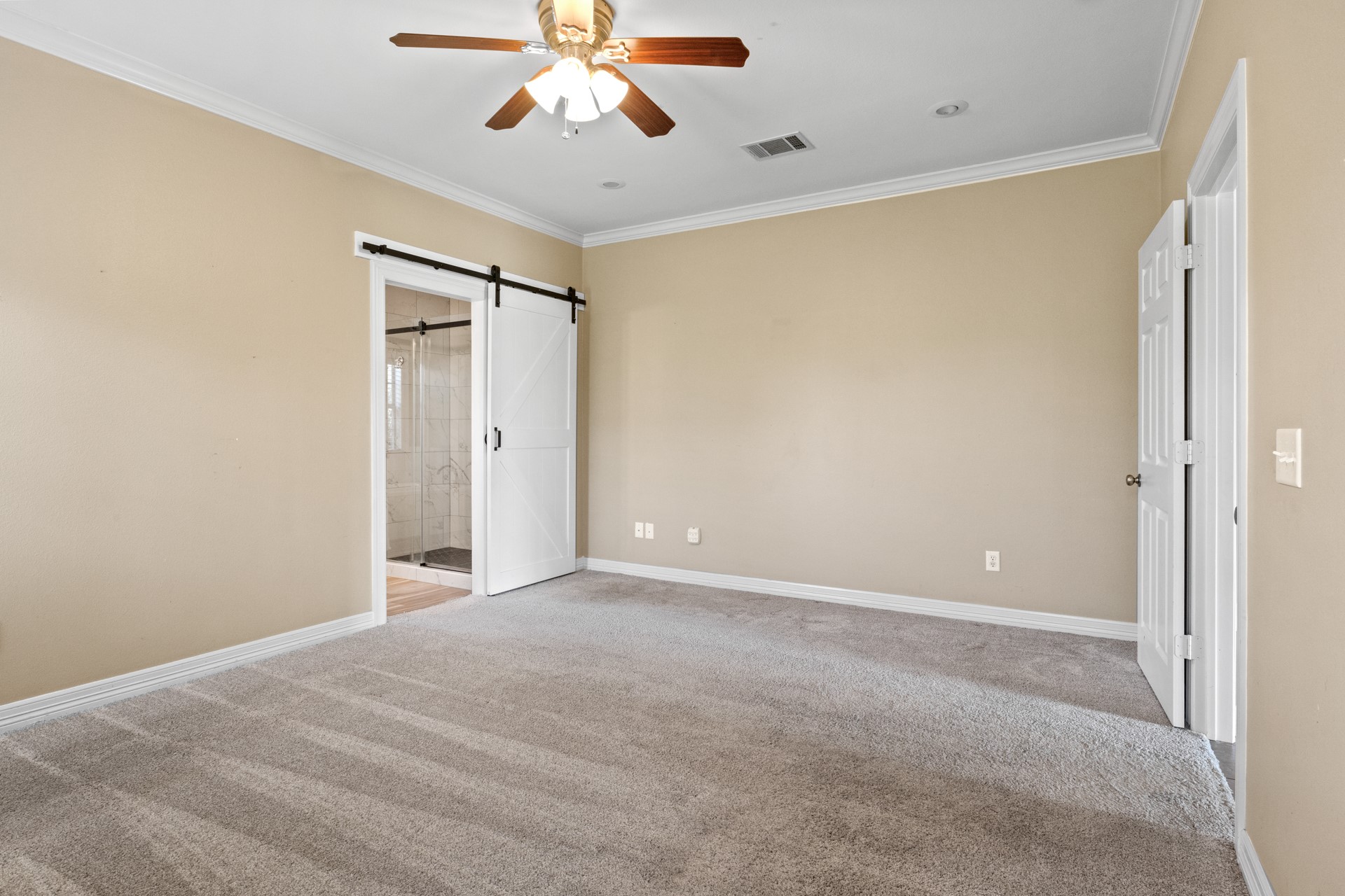 299 Private Road 54166