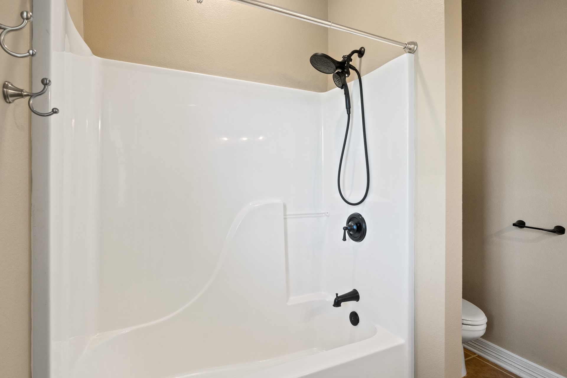 299 Private Road 54166