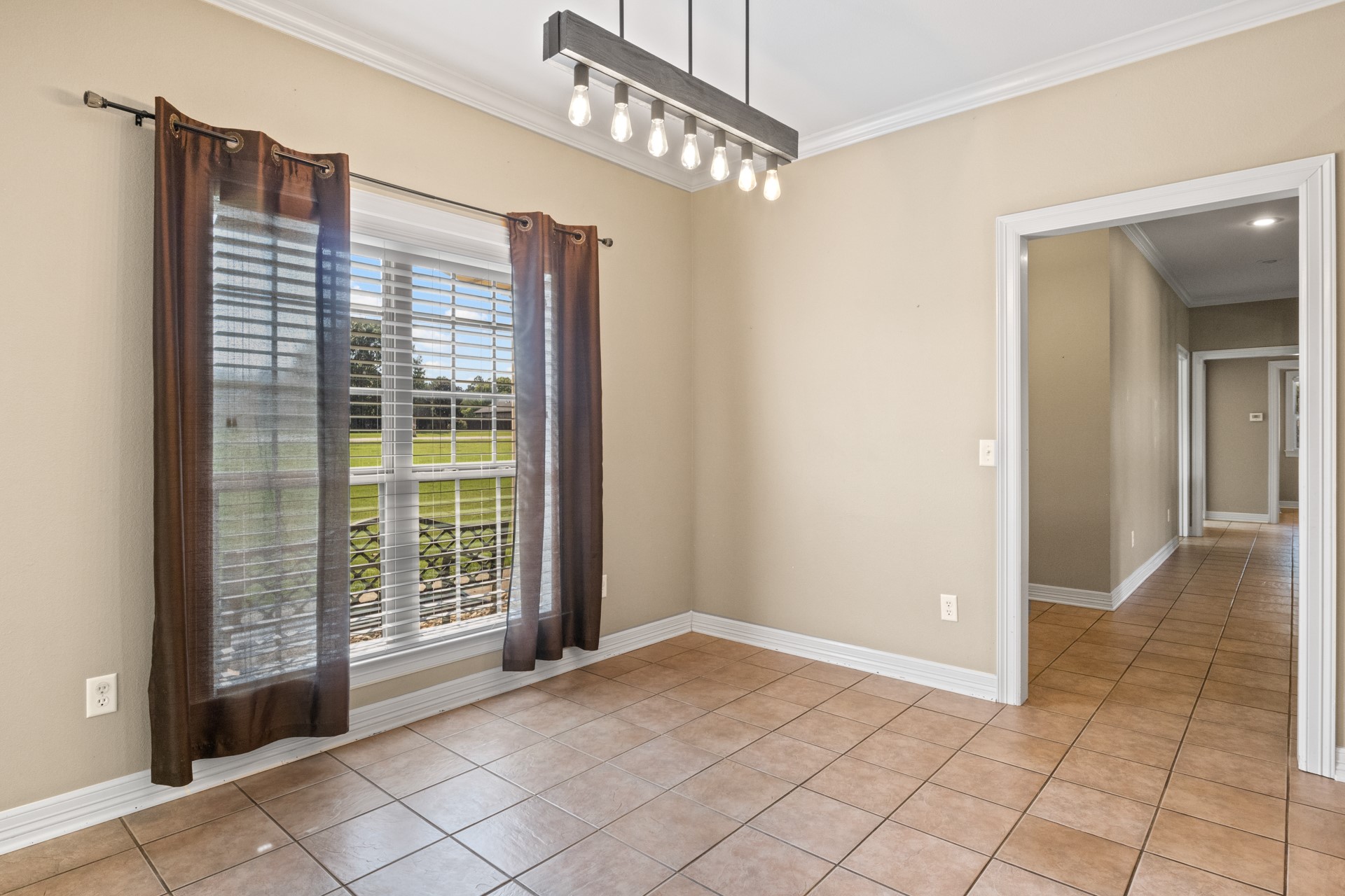 299 Private Road 54166