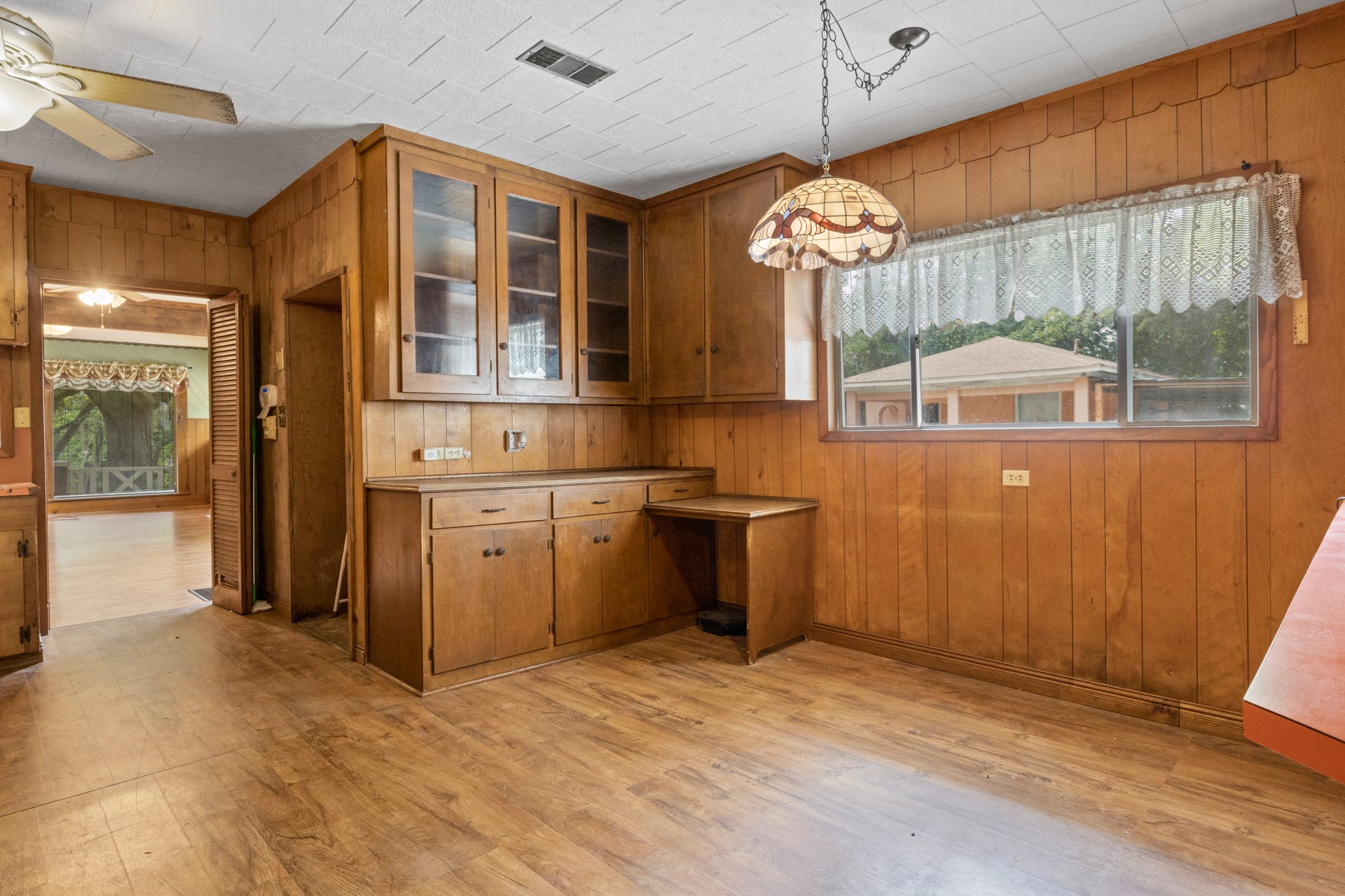 508 W 12th Street