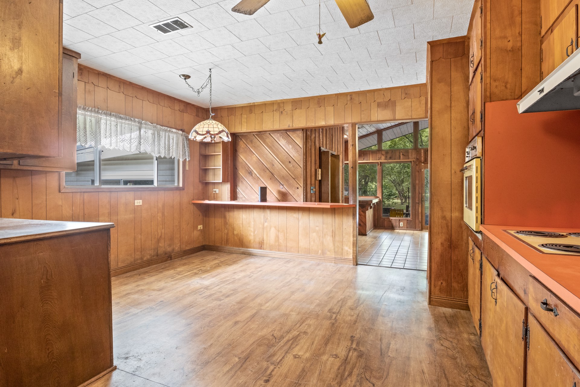 508 W 12th Street
