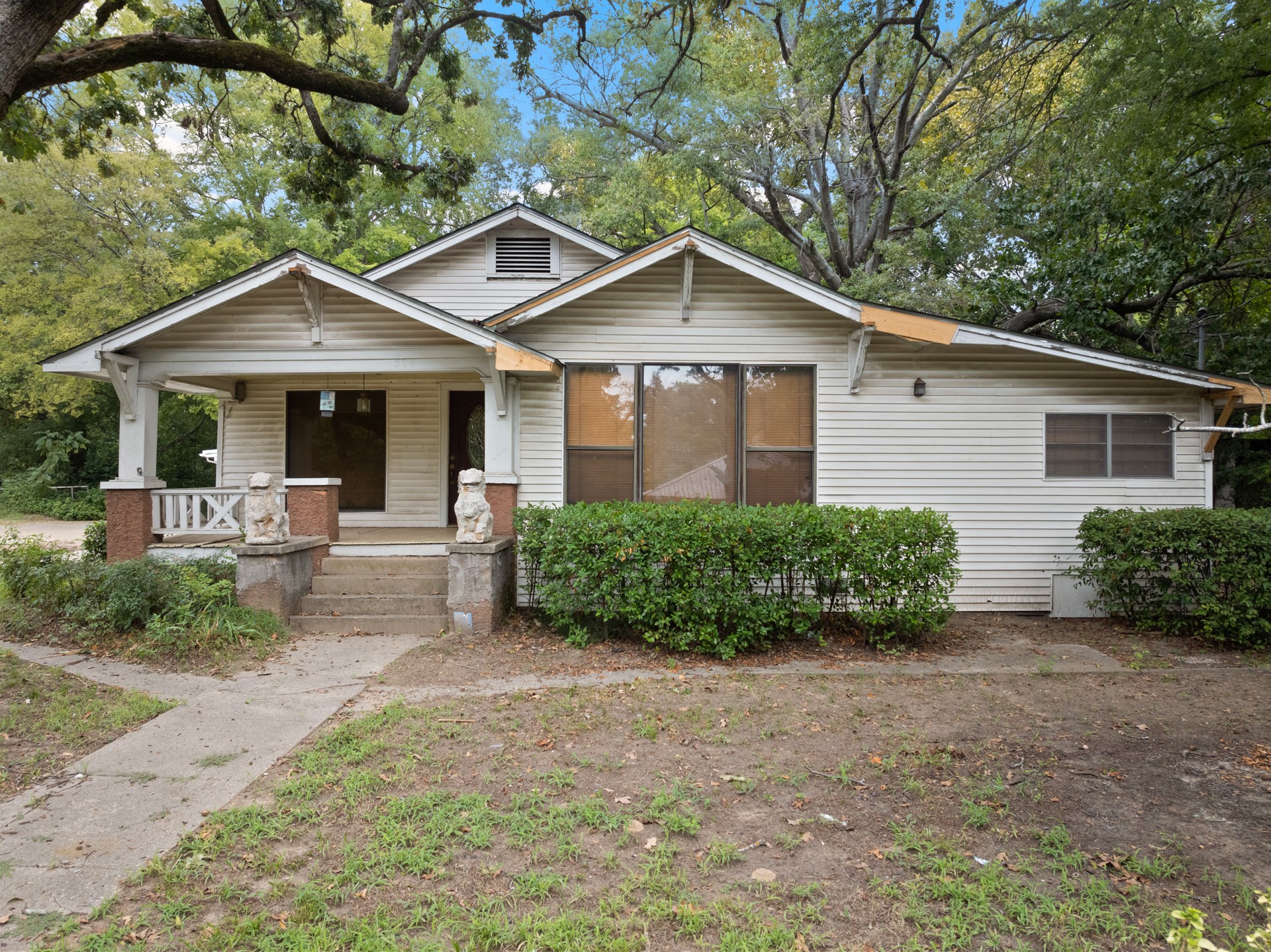 508 W 12th Street