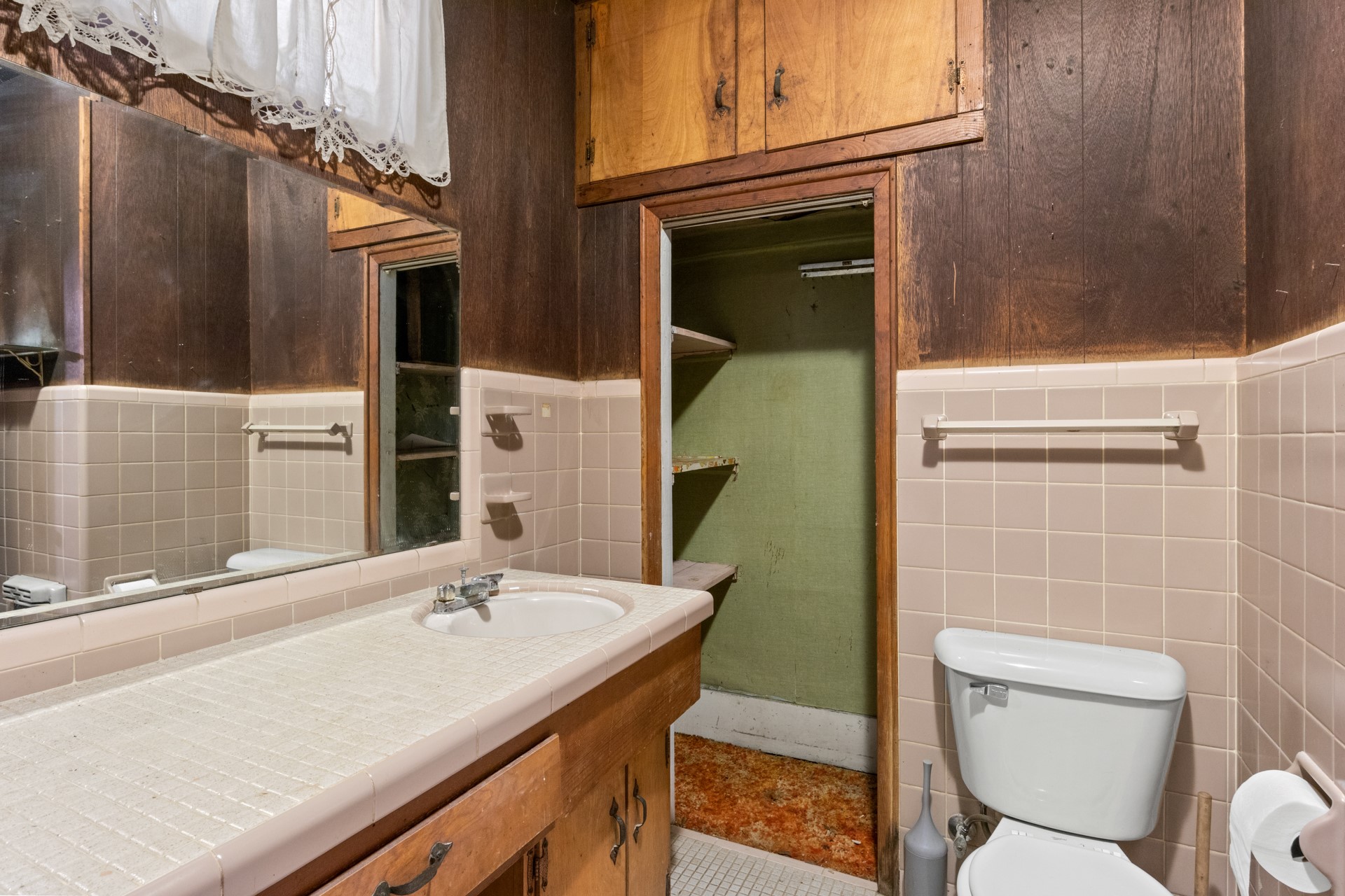 508 W 12th Street