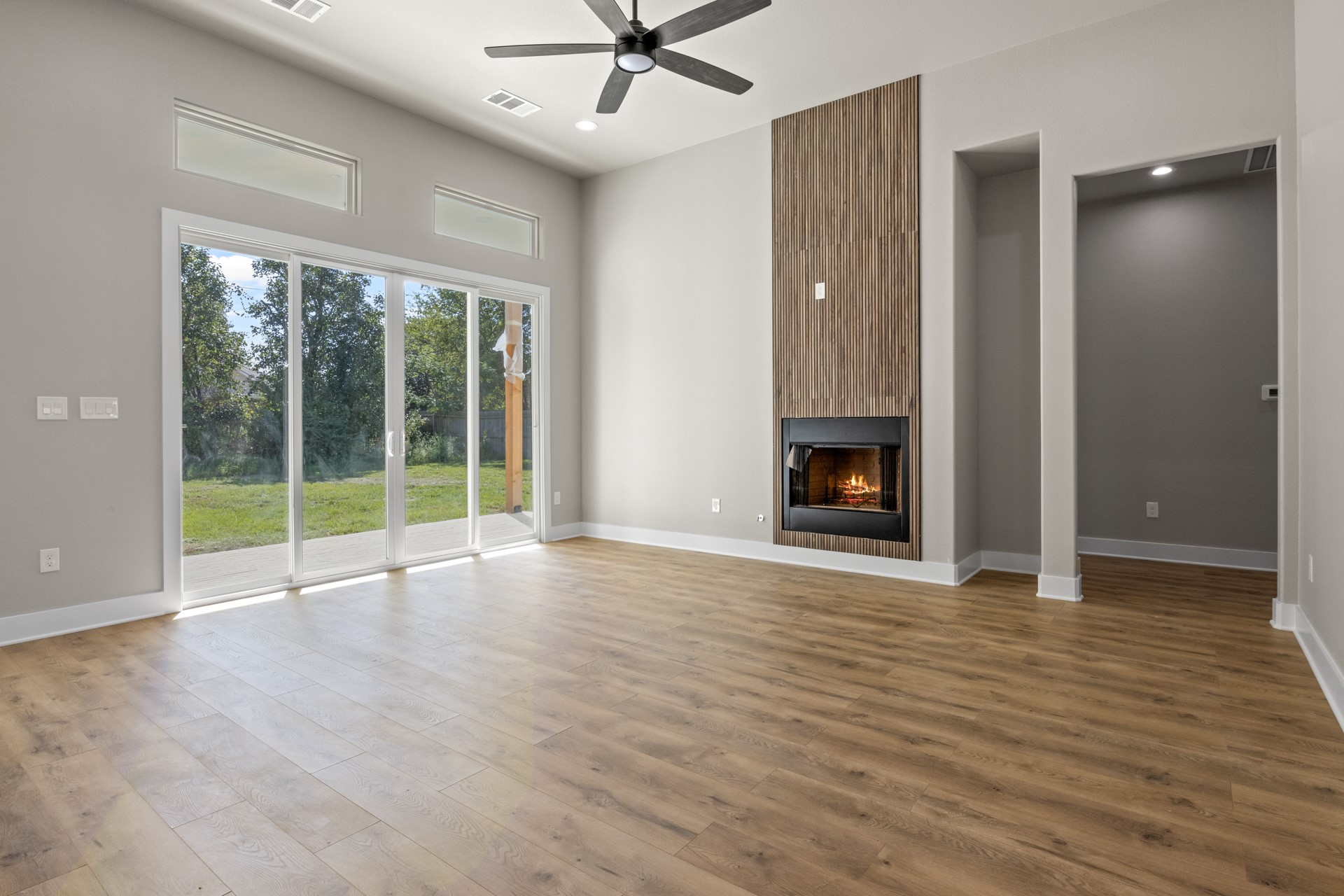 2732 Stone Hedge