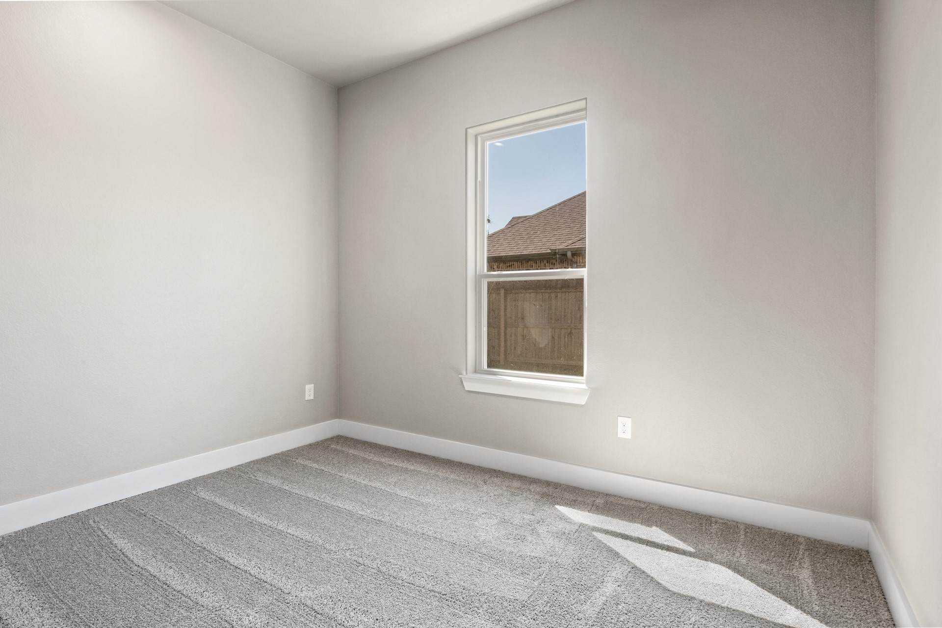2732 Stone Hedge