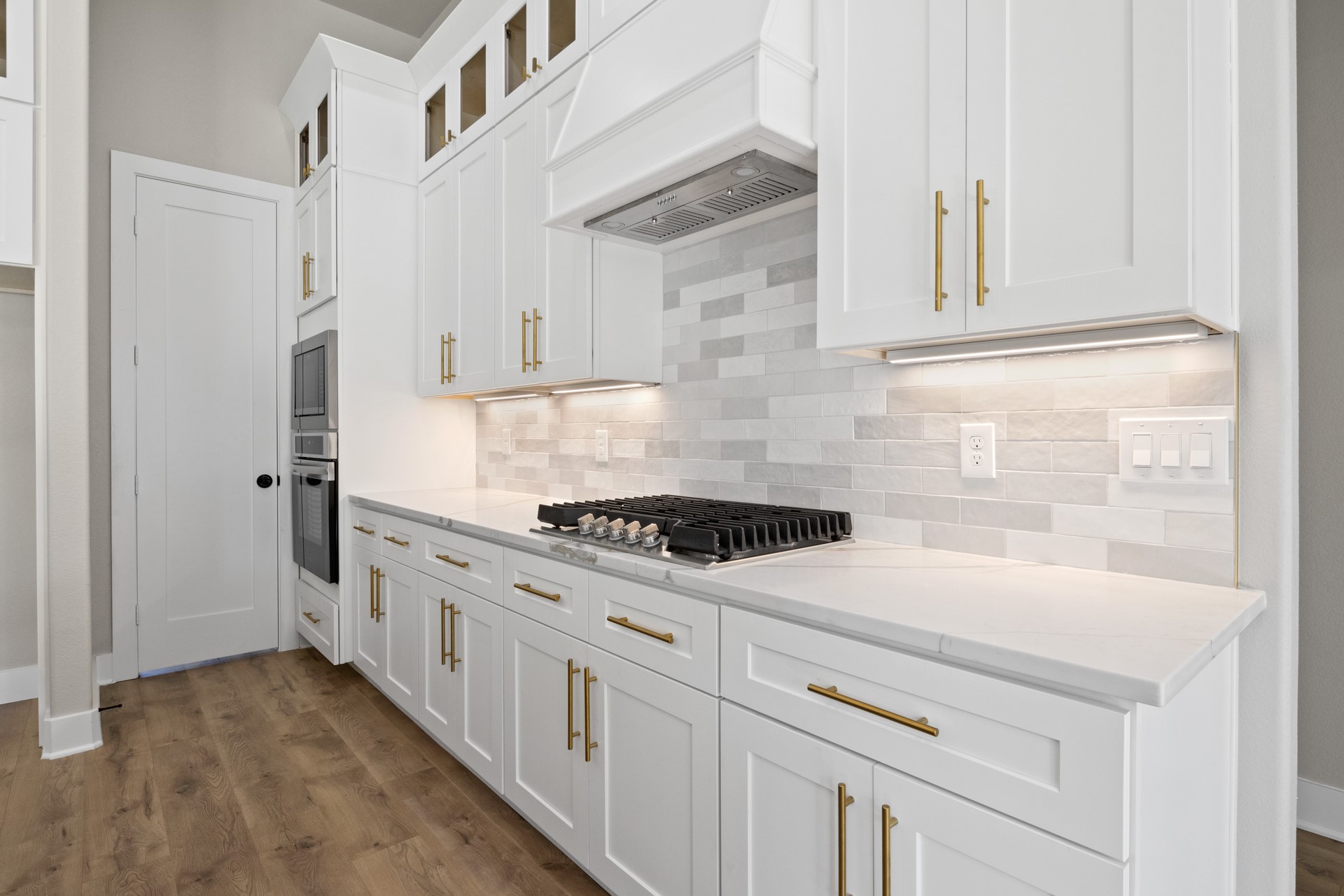 2732 Stone Hedge