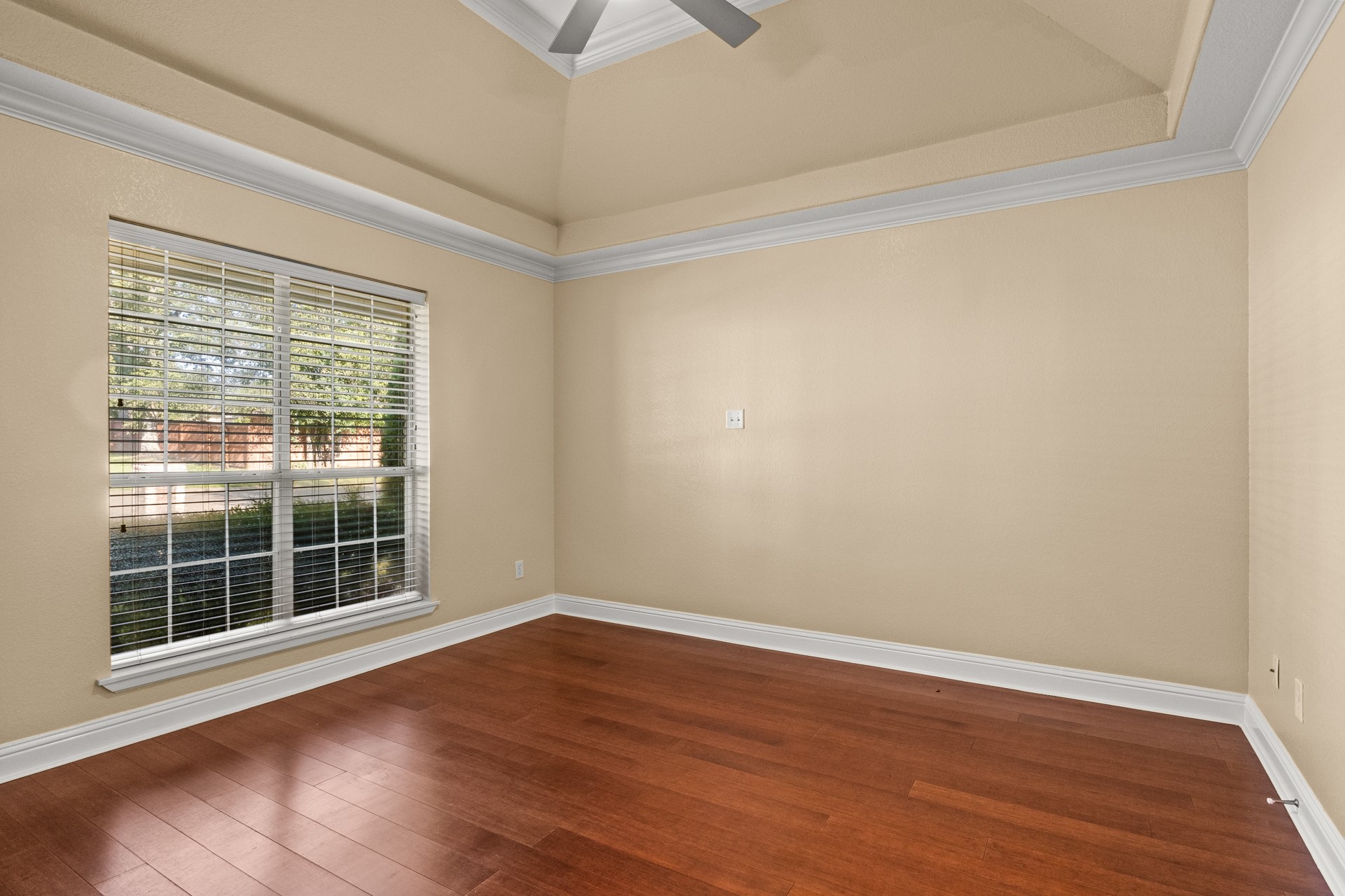 2301 S Williams Avenue