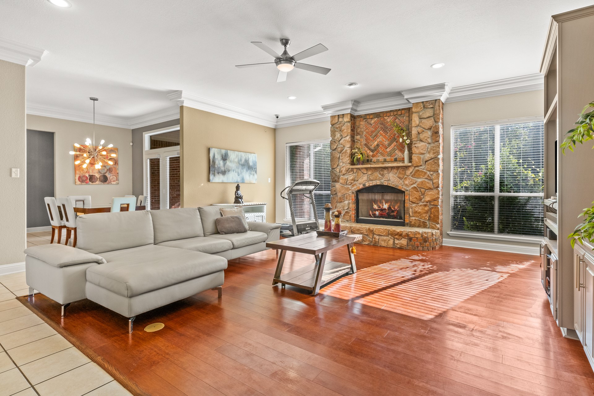 2301 S Williams Avenue