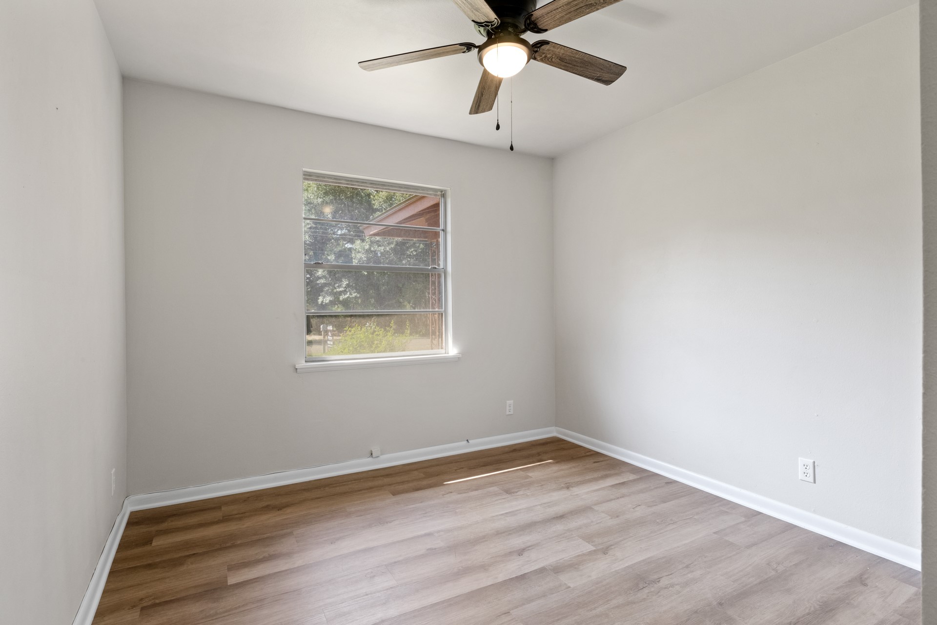 104 HILLTOP Drive