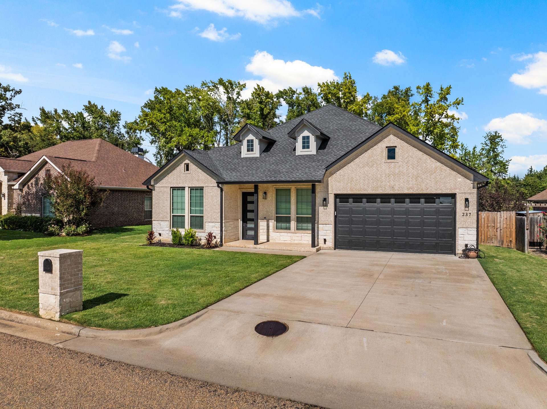237 Kathryns Court