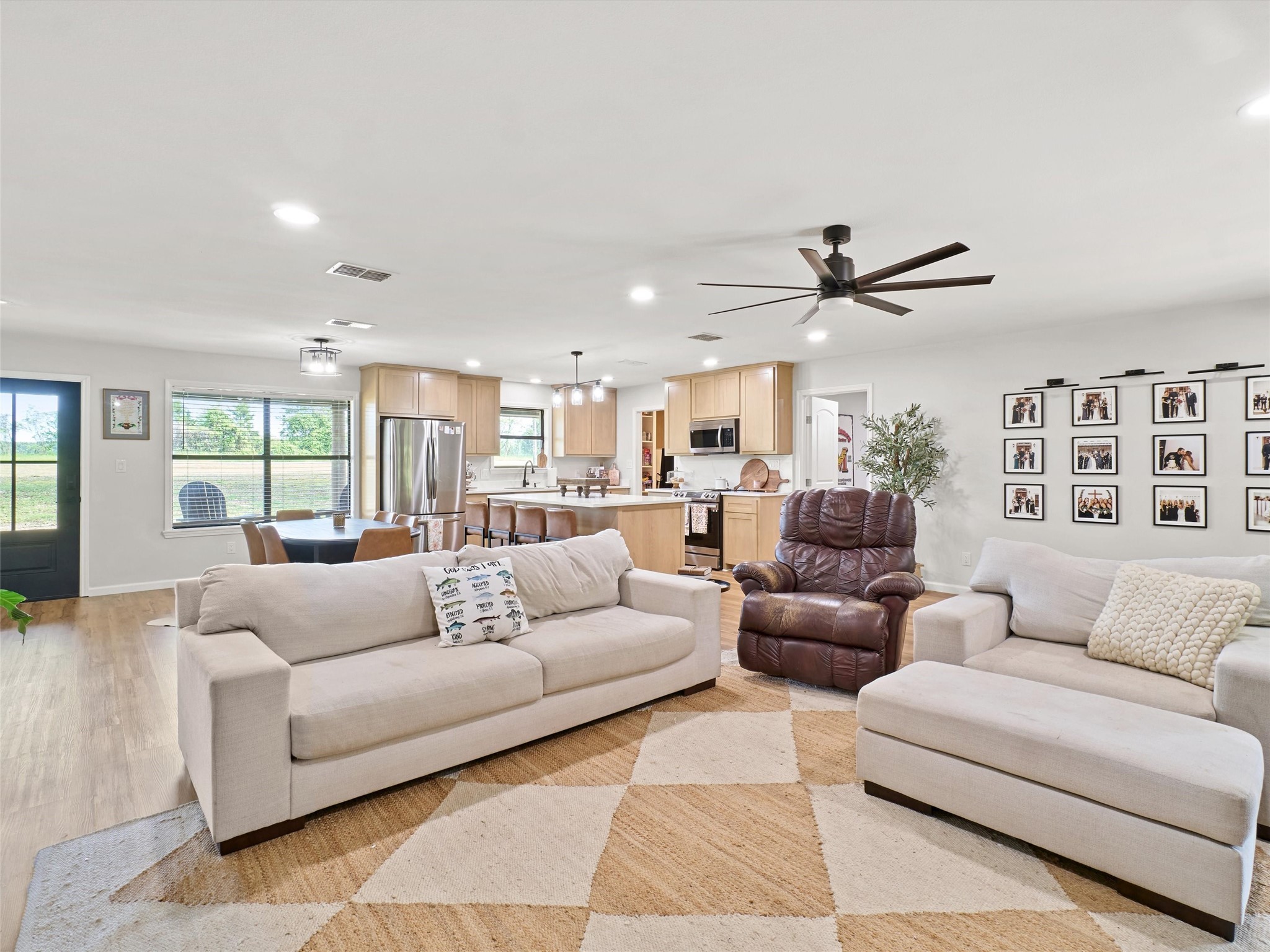 13025 FARM TO MARKET 130