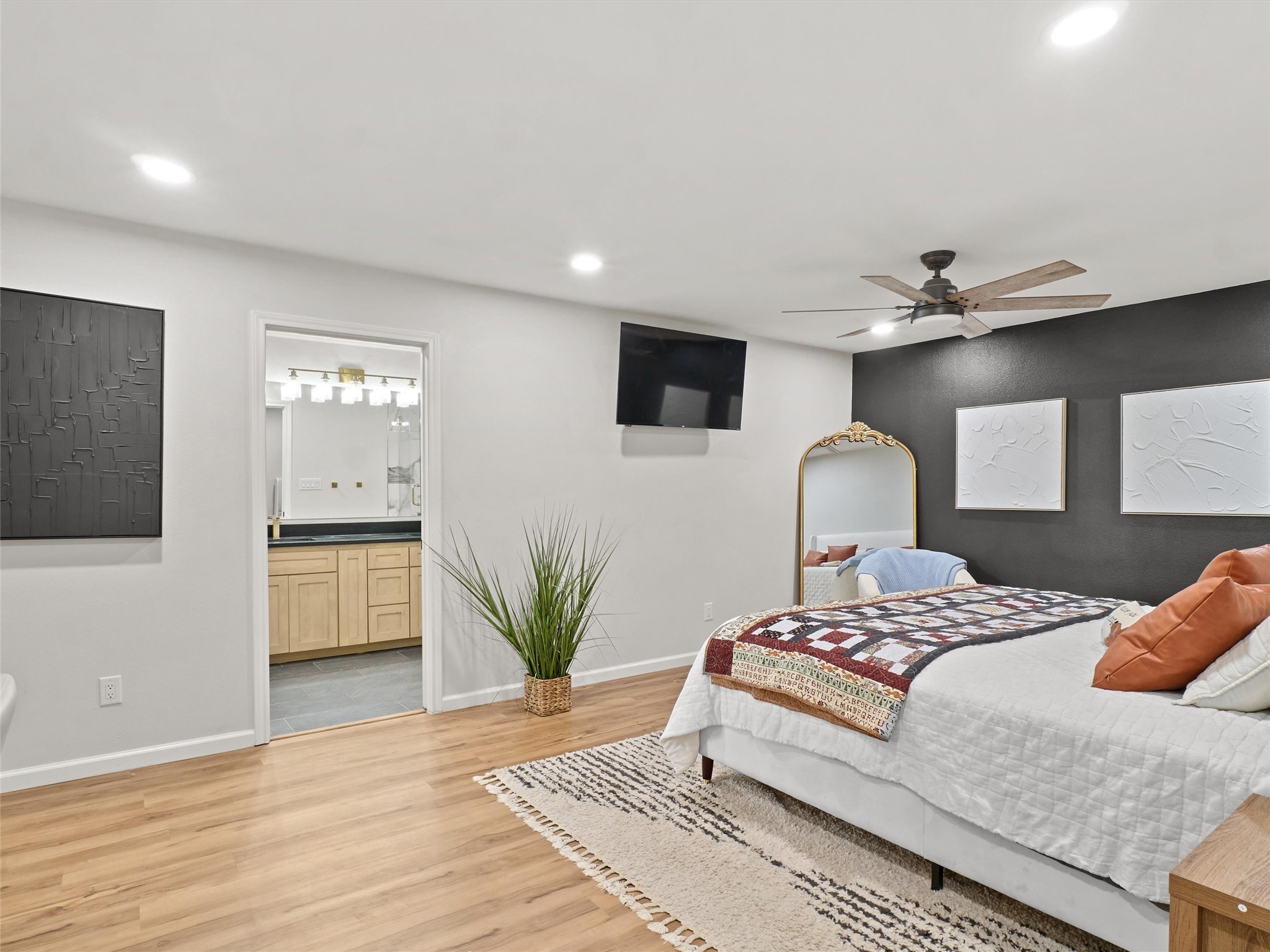 13025 FARM TO MARKET 130