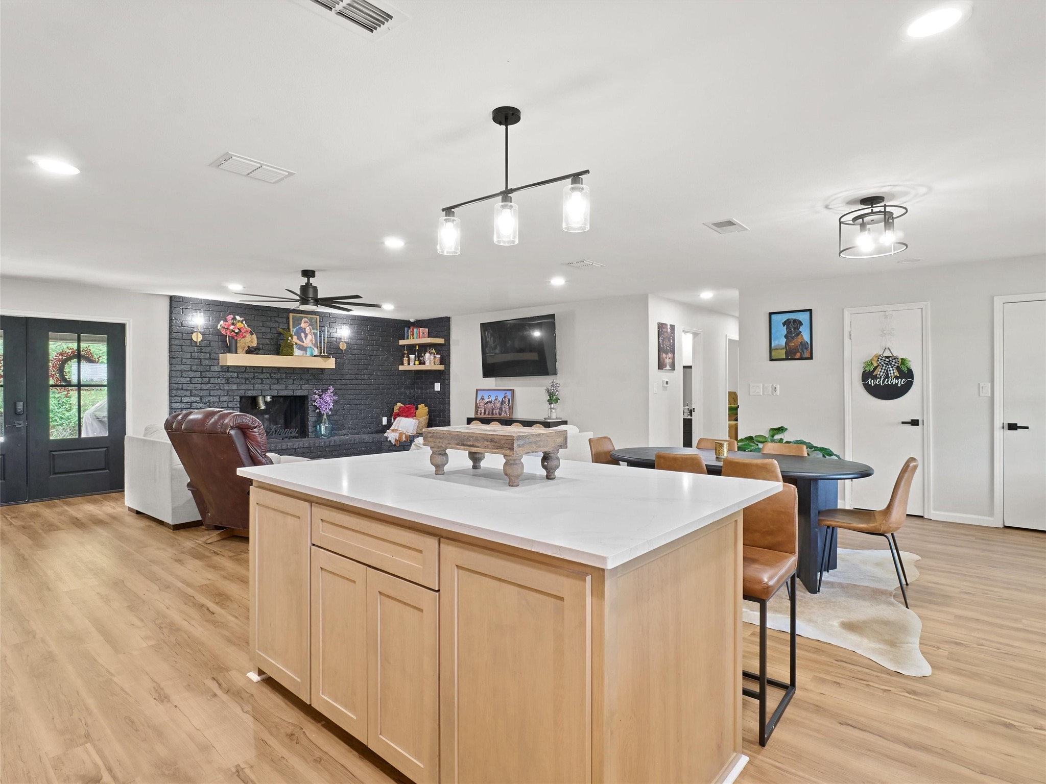 13025 FARM TO MARKET 130