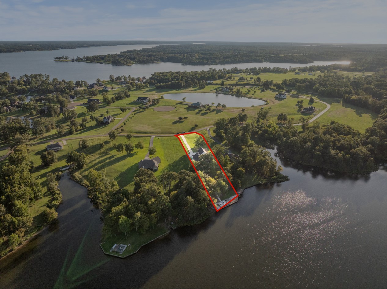 453 Private Road 2712