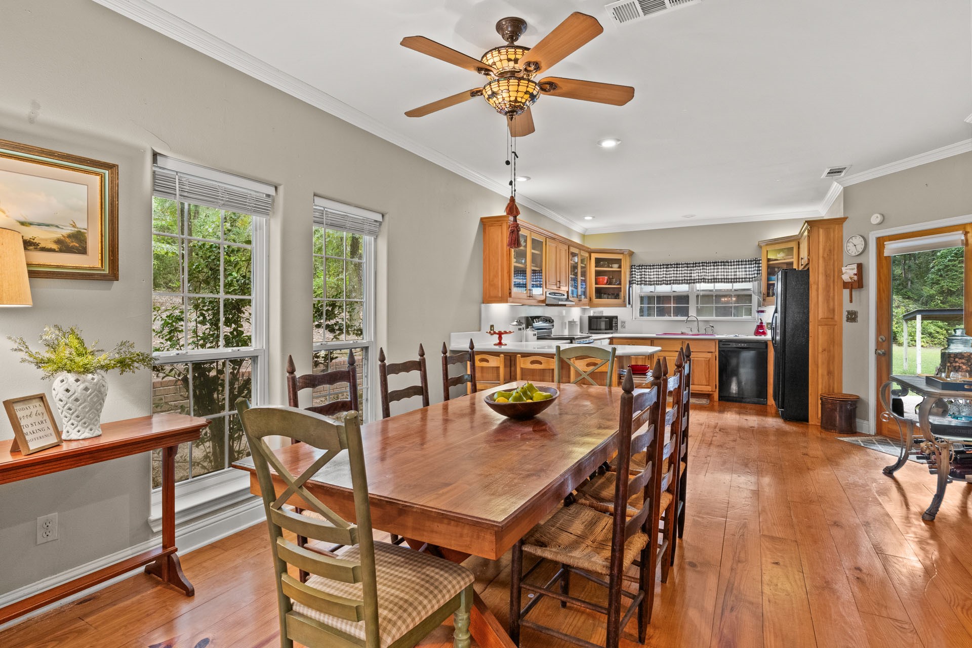 100 Private Road 4303