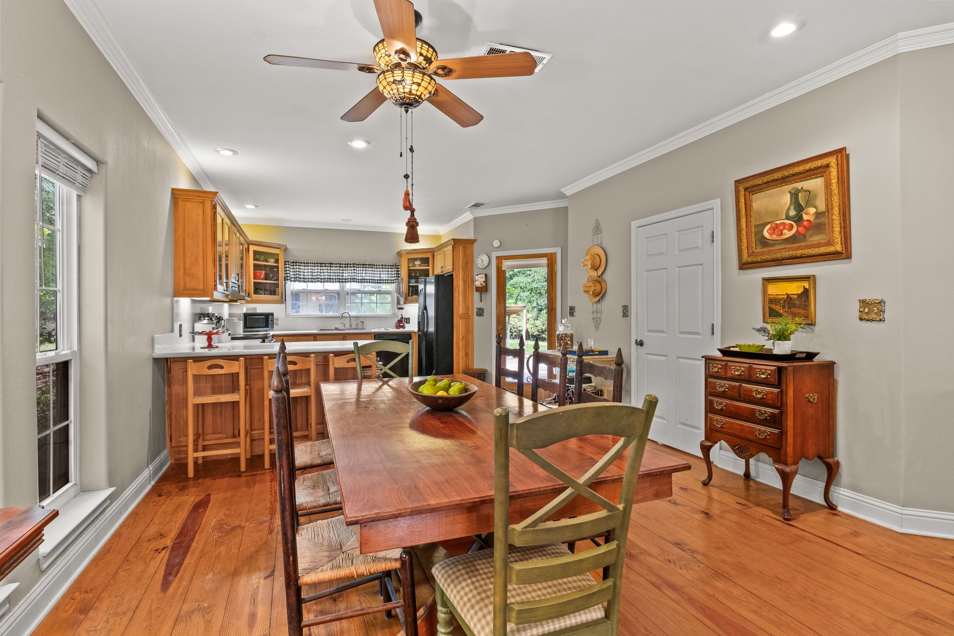 100 Private Road 4303