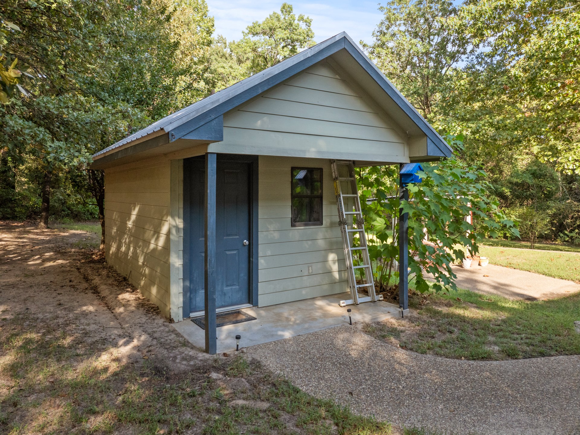 100 Private Road 4303