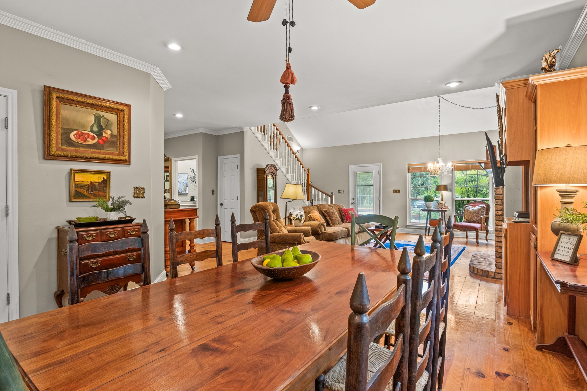 100 Private Road 4303